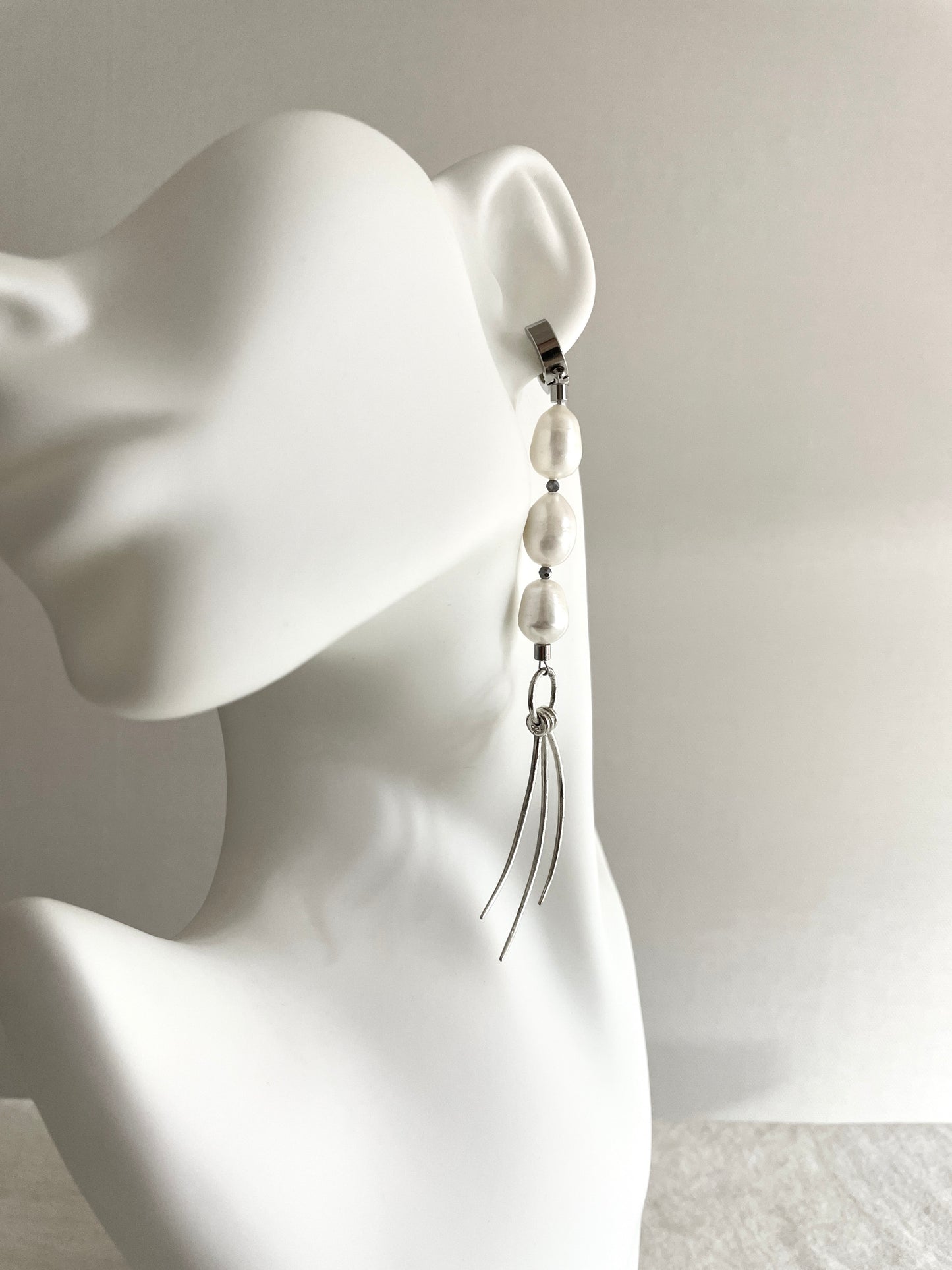 ES5-Pearl Silver 925 Earrings Long chain The Y collection Limited Edition Handcrafted - MEKERA STUDIOS