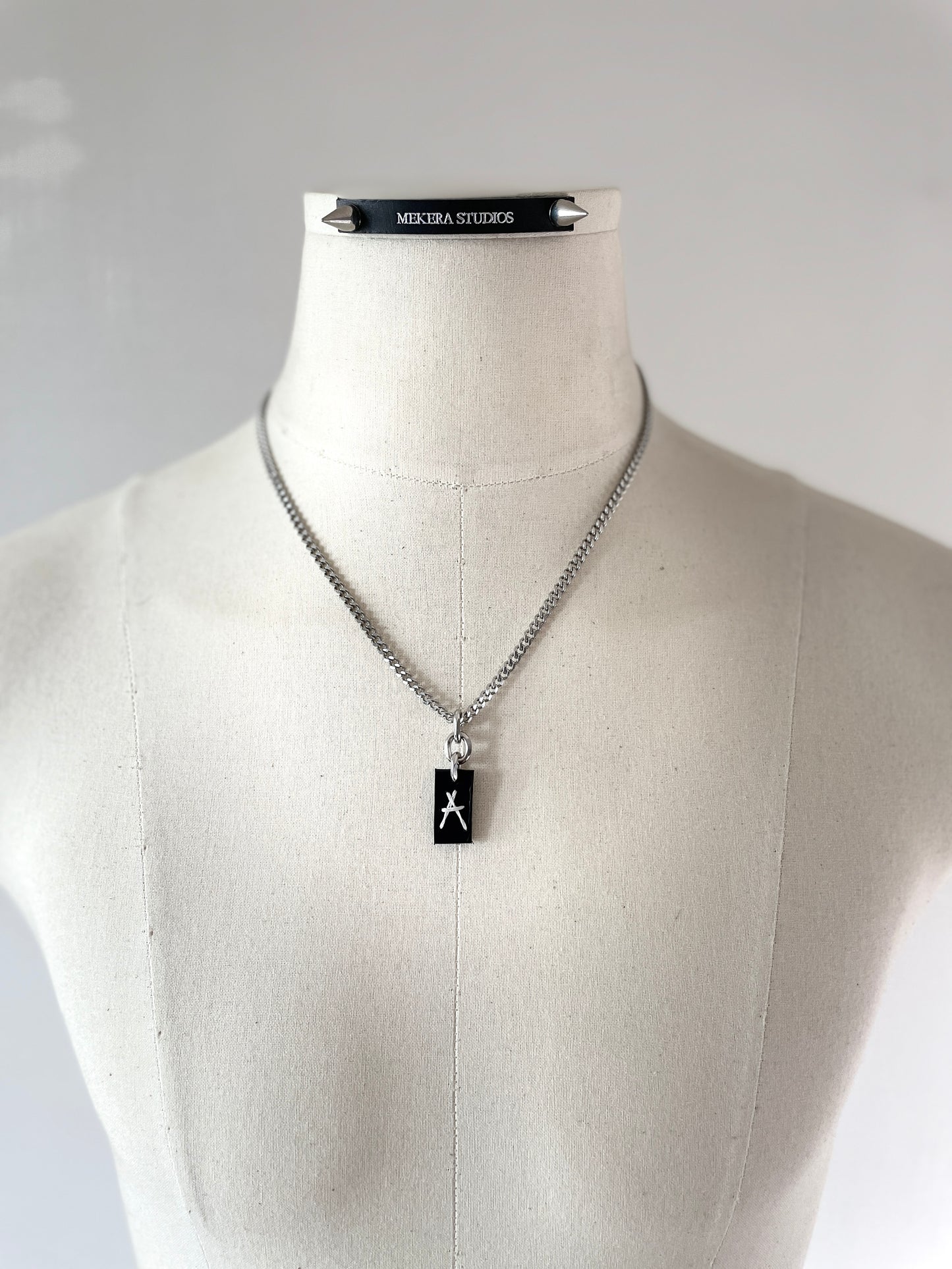 Initial S-5 수•繡•SU collection - Embroider Handcrafted Personal Name Pendants - MEKERA STUDIOS