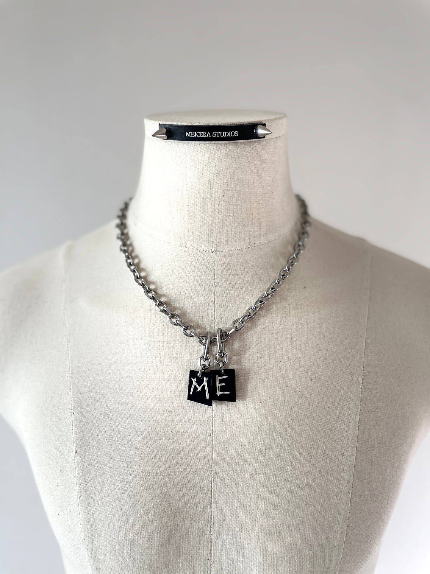 Initial S-3 수•繡•SU collection - Embroider Handcrafted Personal Name Pendants - MEKERA STUDIOS