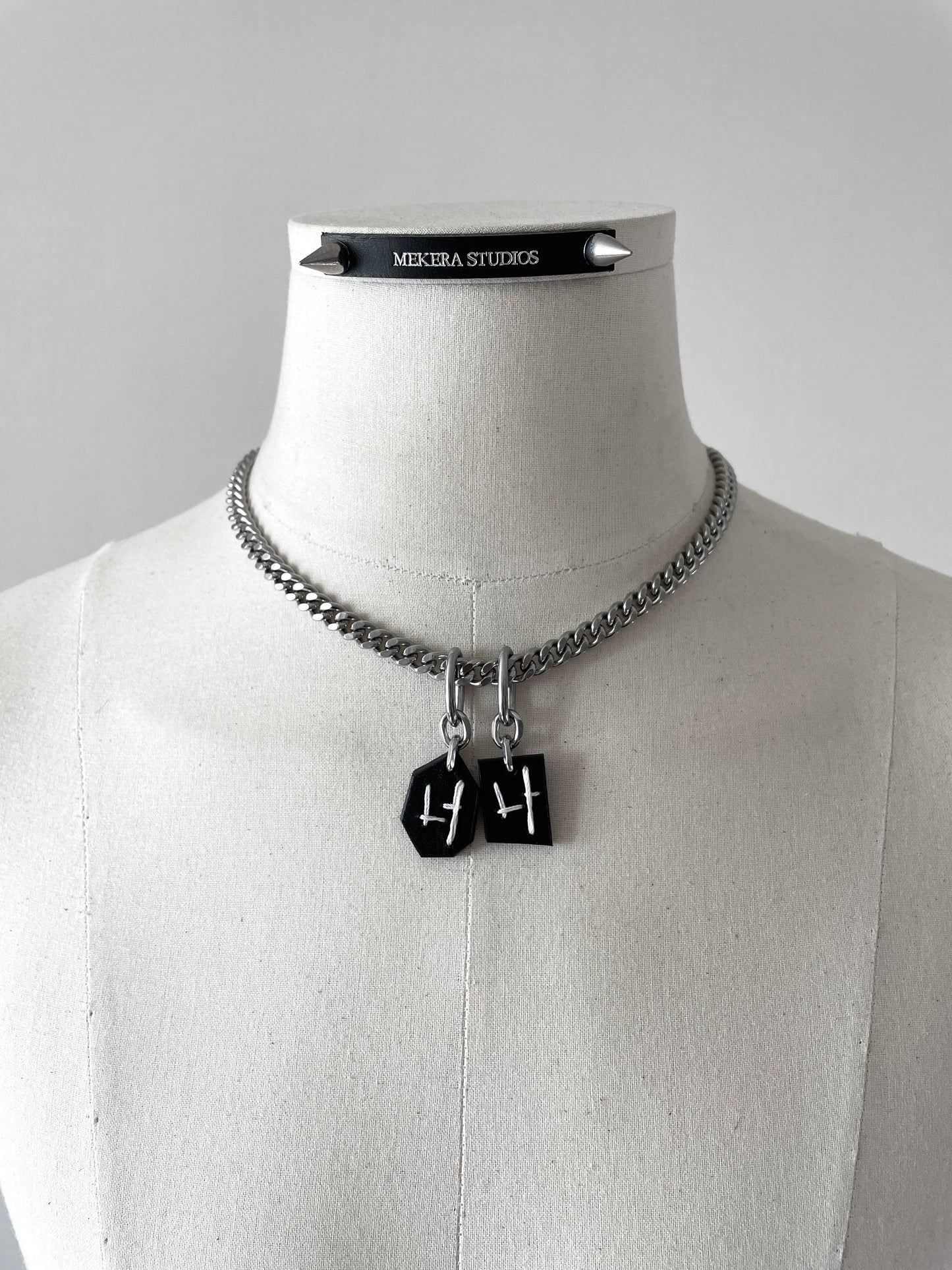 Korean Initial S-6 수•繡•SU collection - Embroider Handcrafted Personal Name Pendants - MEKERA STUDIOS