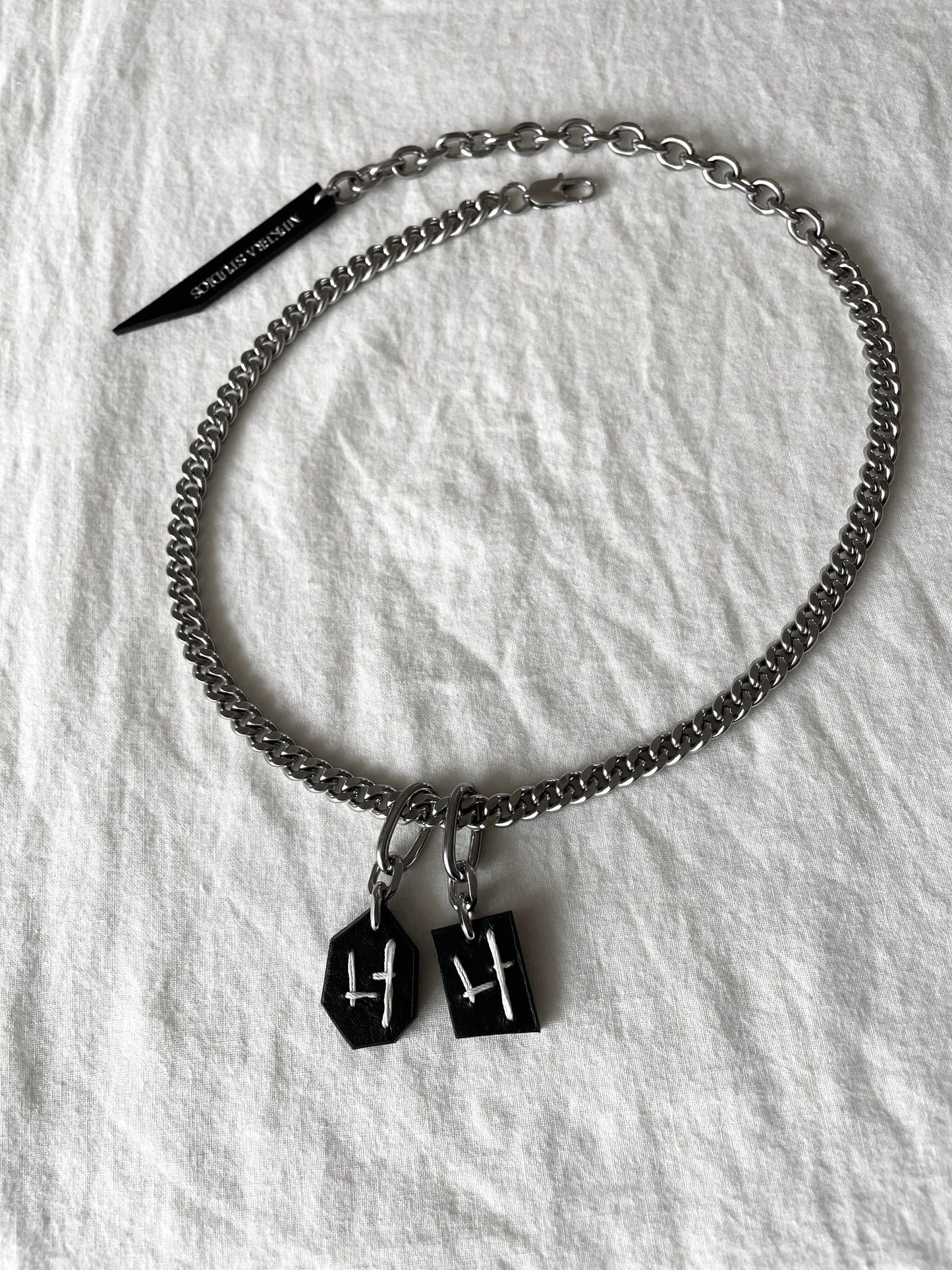 Korean Initial S-6 수•繡•SU collection - Embroider Handcrafted Personal Name Pendants - MEKERA STUDIOS