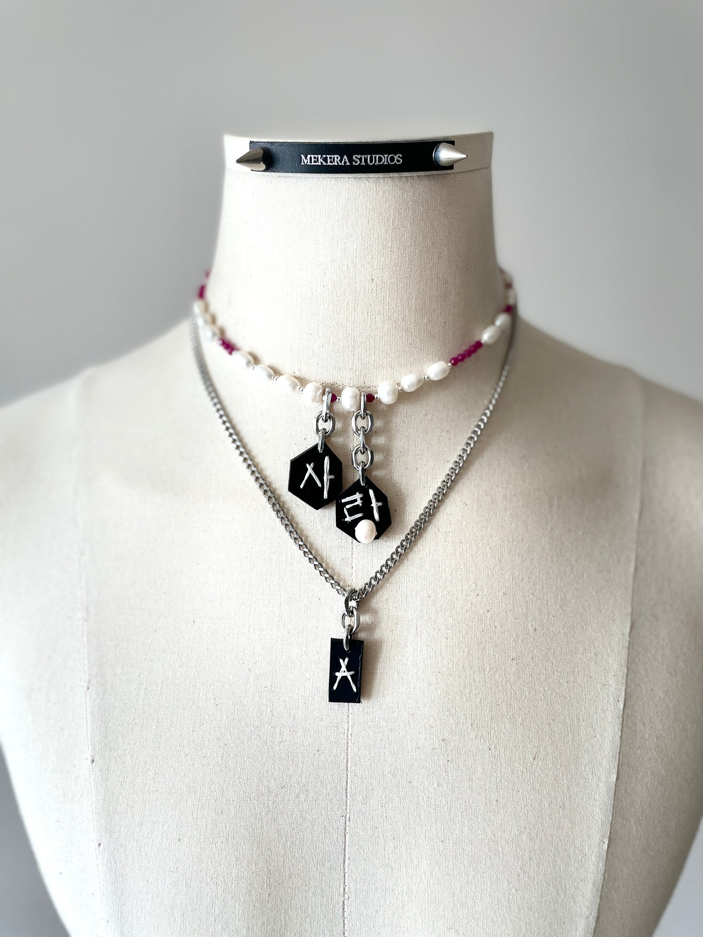 Korean Love S-7 수•繡•SU collection - Embroider Handcrafted Personal Name Pendants - MEKERA STUDIOS
