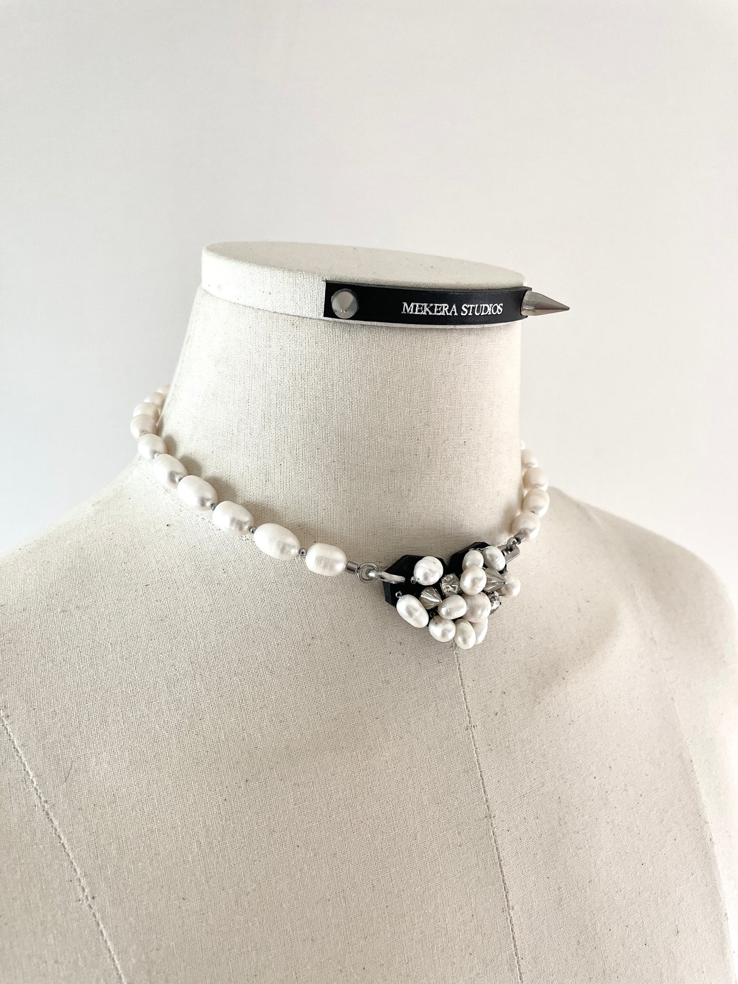 Hidden Heart-3 수•繡•SU collection-Embroider Pearls Handcrafted - MEKERA STUDIOS
