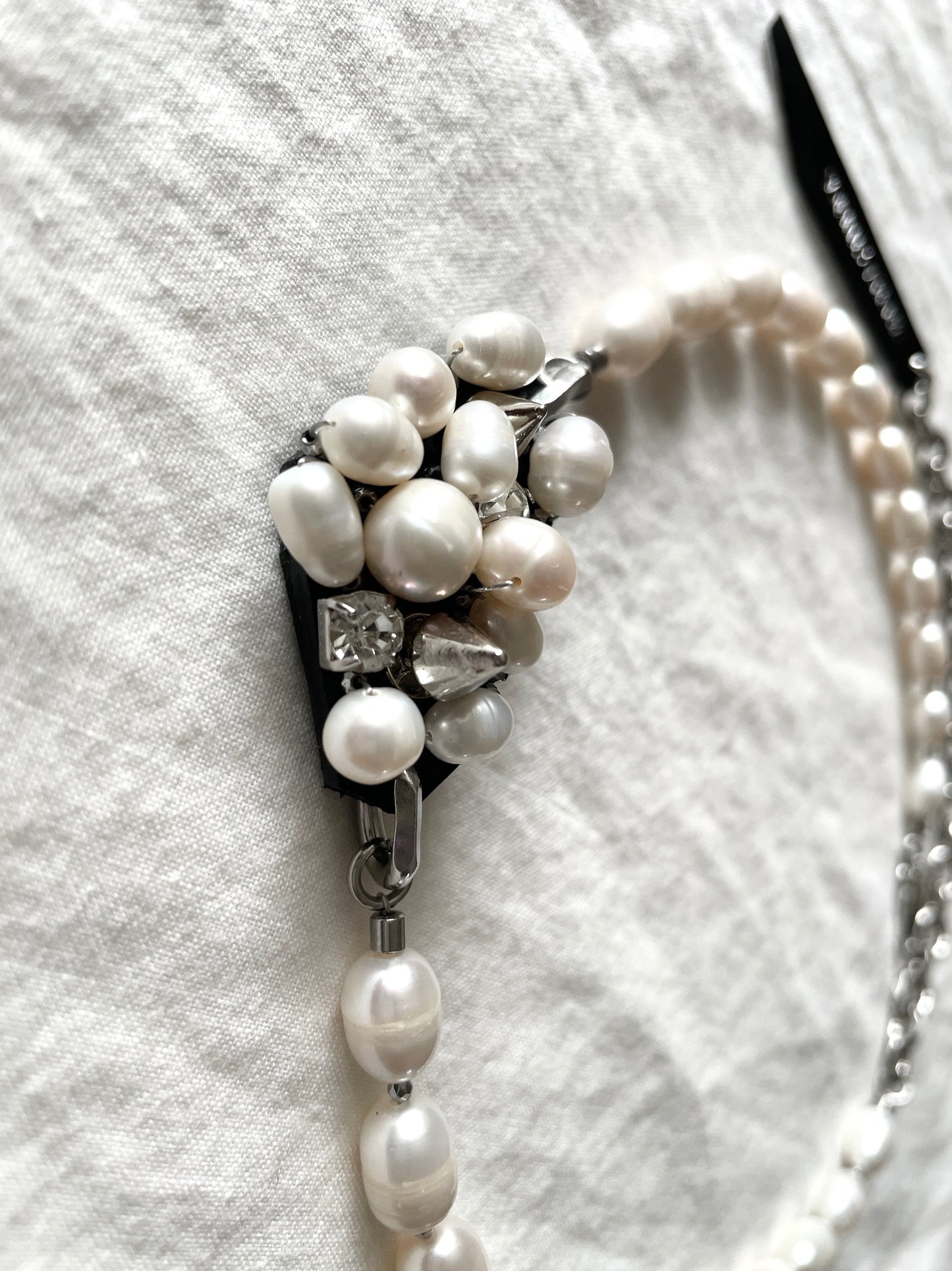 Hidden Heart-3 수•繡•SU collection-Embroider Pearls Handcrafted - MEKERA STUDIOS