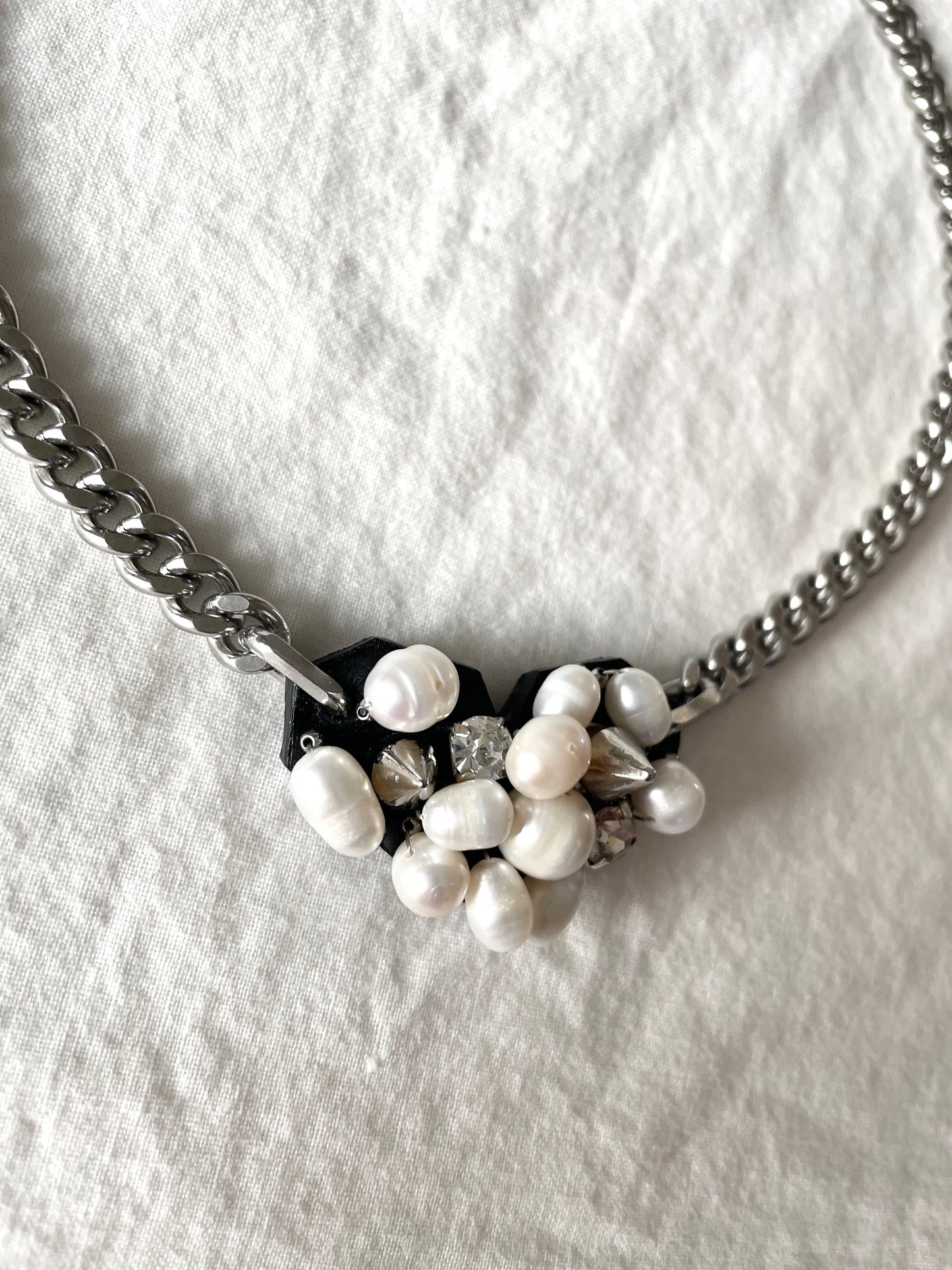 Hidden Heart-4 수•繡•SU collection-Embroider Pearls Handcrafted - MEKERA STUDIOS