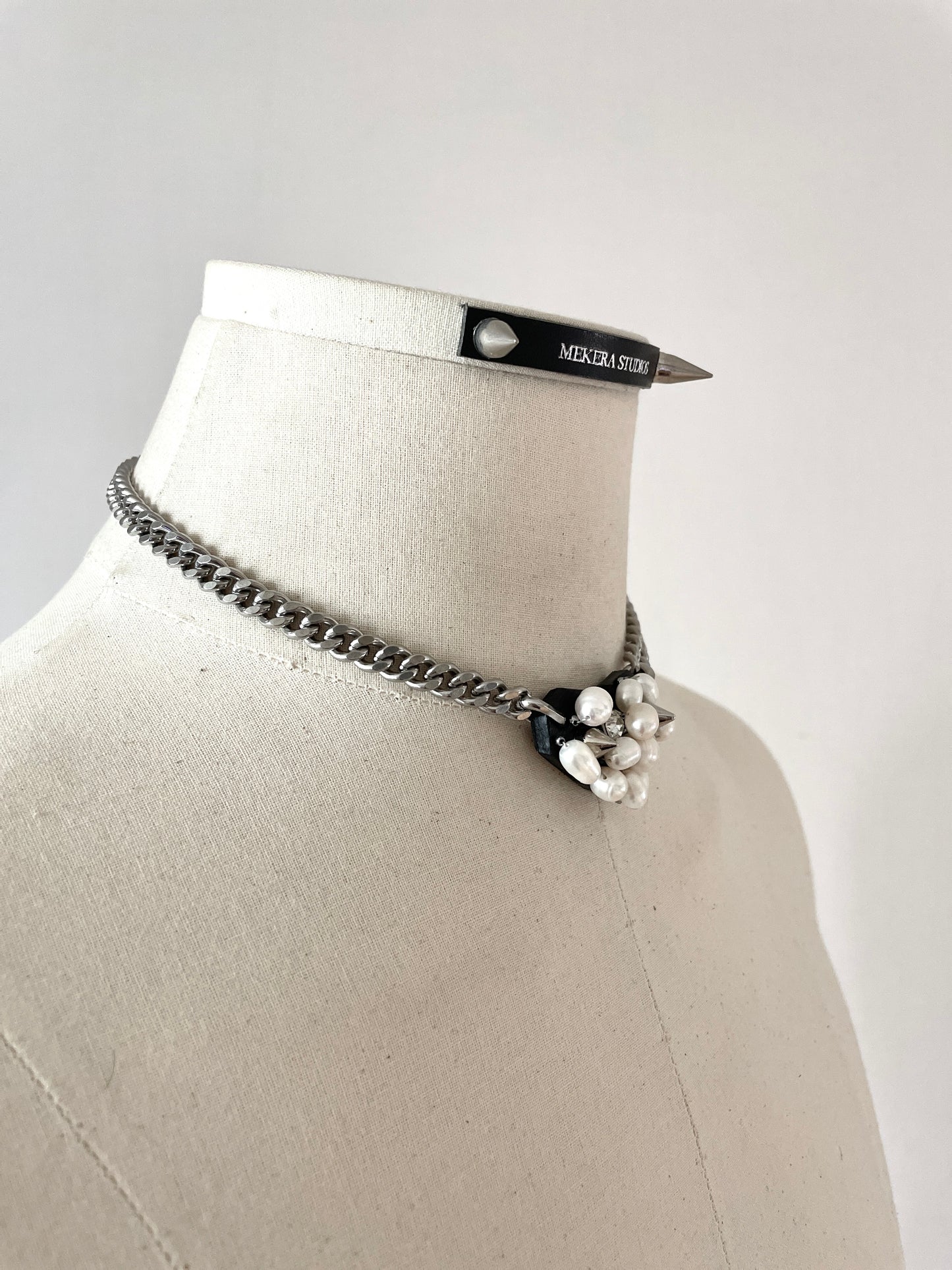 Hidden Heart-4 수•繡•SU collection-Embroider Pearls Handcrafted - MEKERA STUDIOS