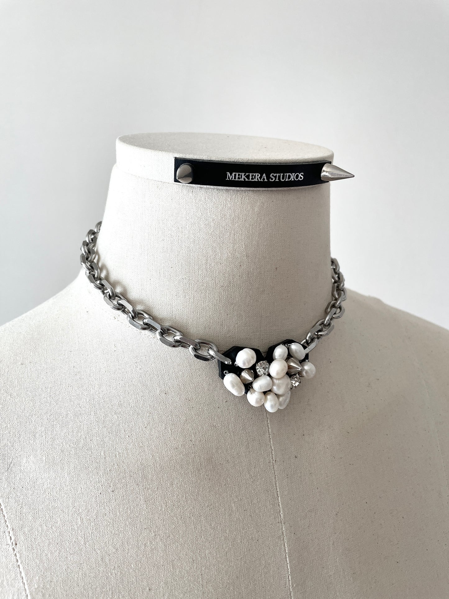 Hidden Heart-4-1 수•繡•SU collection-Embroider Pearls Handcrafted - MEKERA STUDIOS
