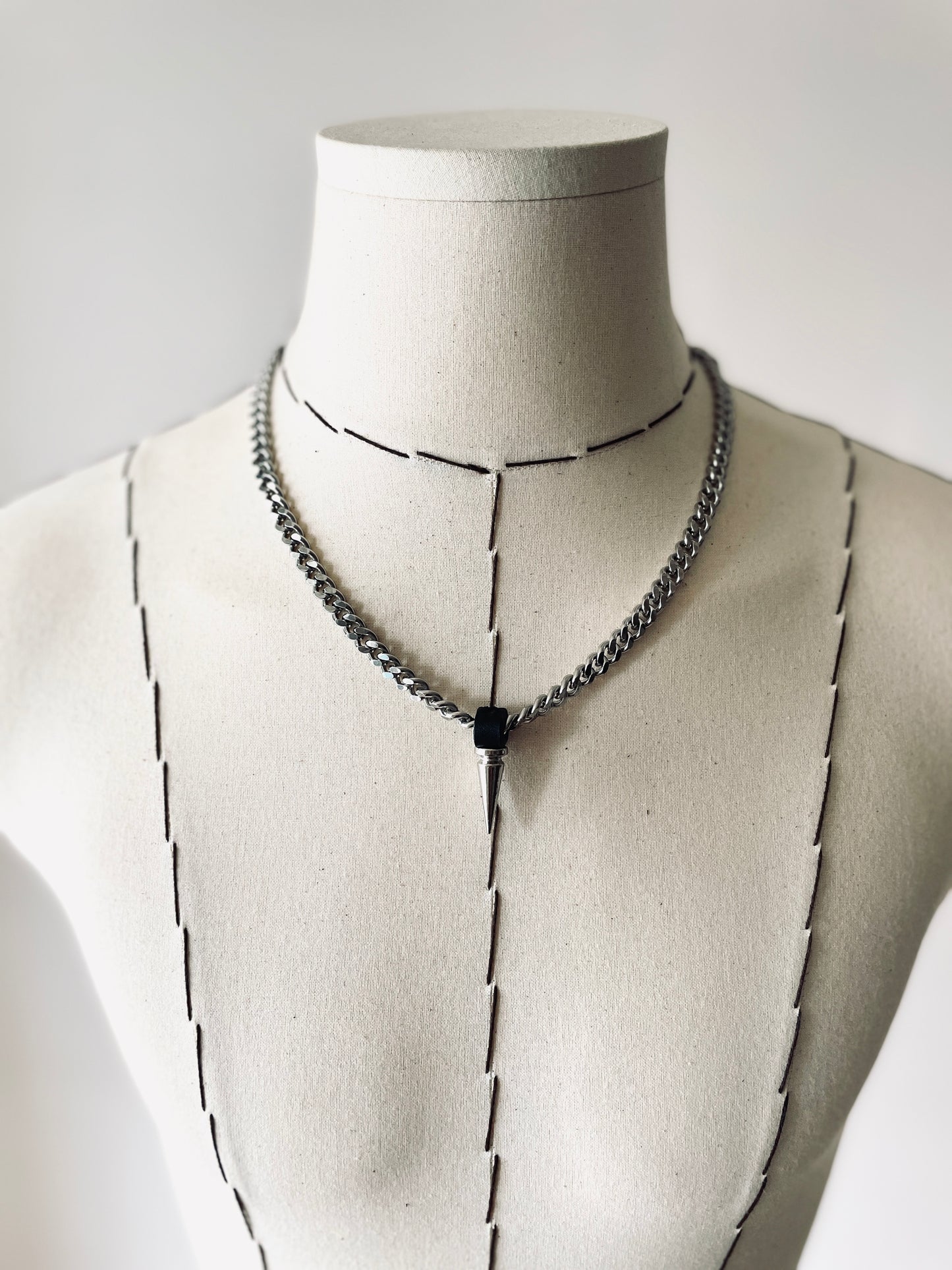 L/SPIKE1 Necklace Long chain Choker Spikes - MEKERA STUDIOS