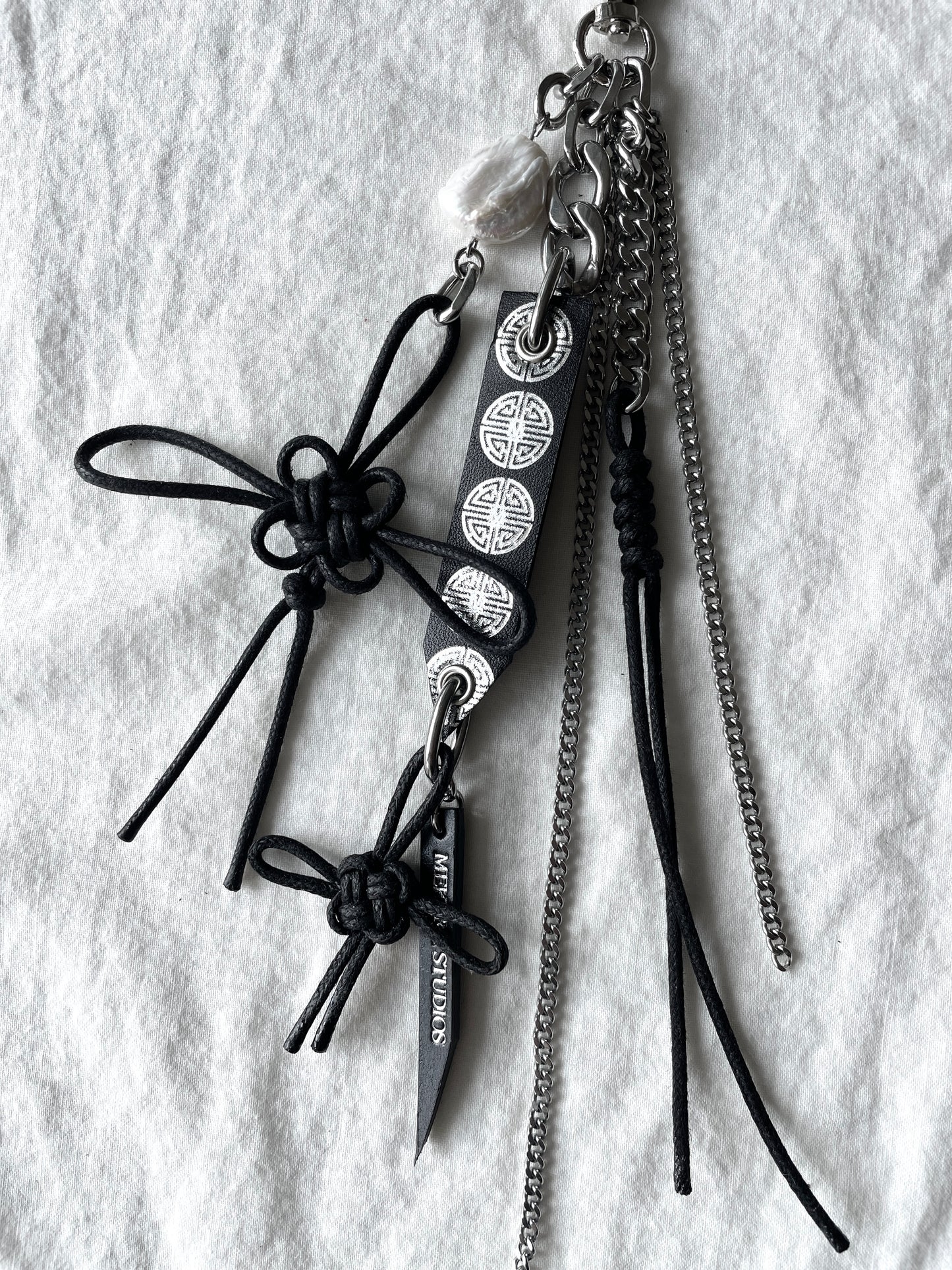 Korean Punk Keychain Daenggi-3, Handcrafted Norigae knot Pants chain, limited edition by artisans