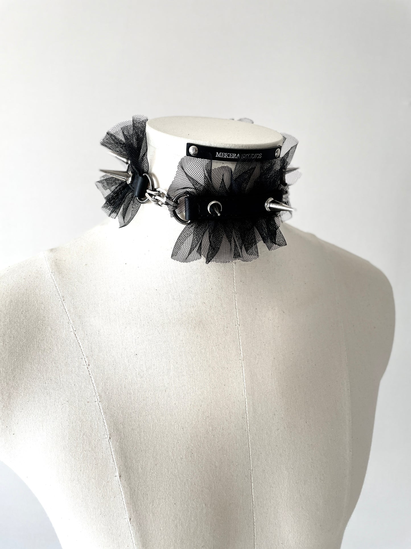 Lace leather spike choker NX1 - No Romantic Collection - MEKERA STUDIOS