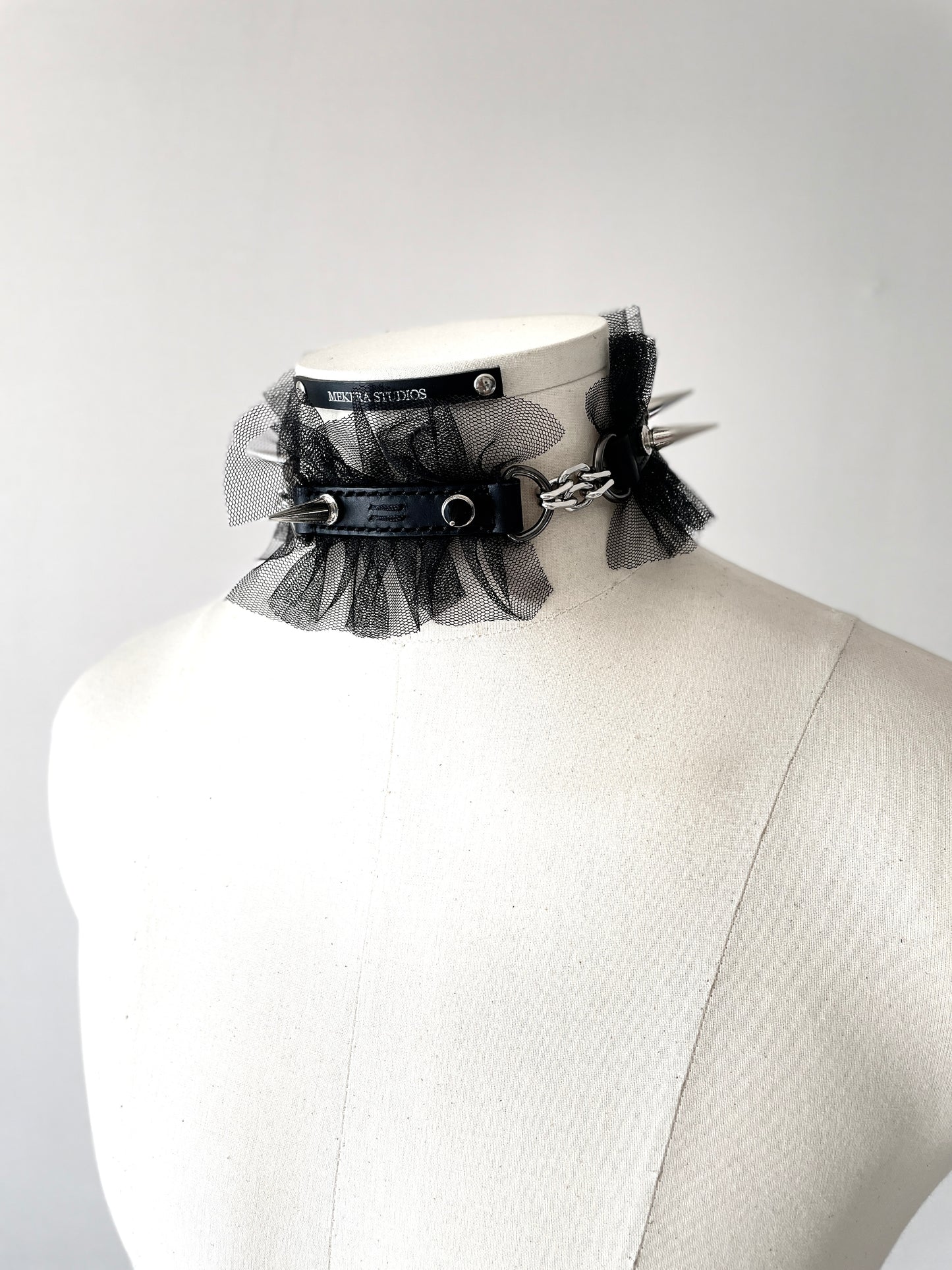 Lace leather spike choker NX1 - No Romantic Collection - MEKERA STUDIOS