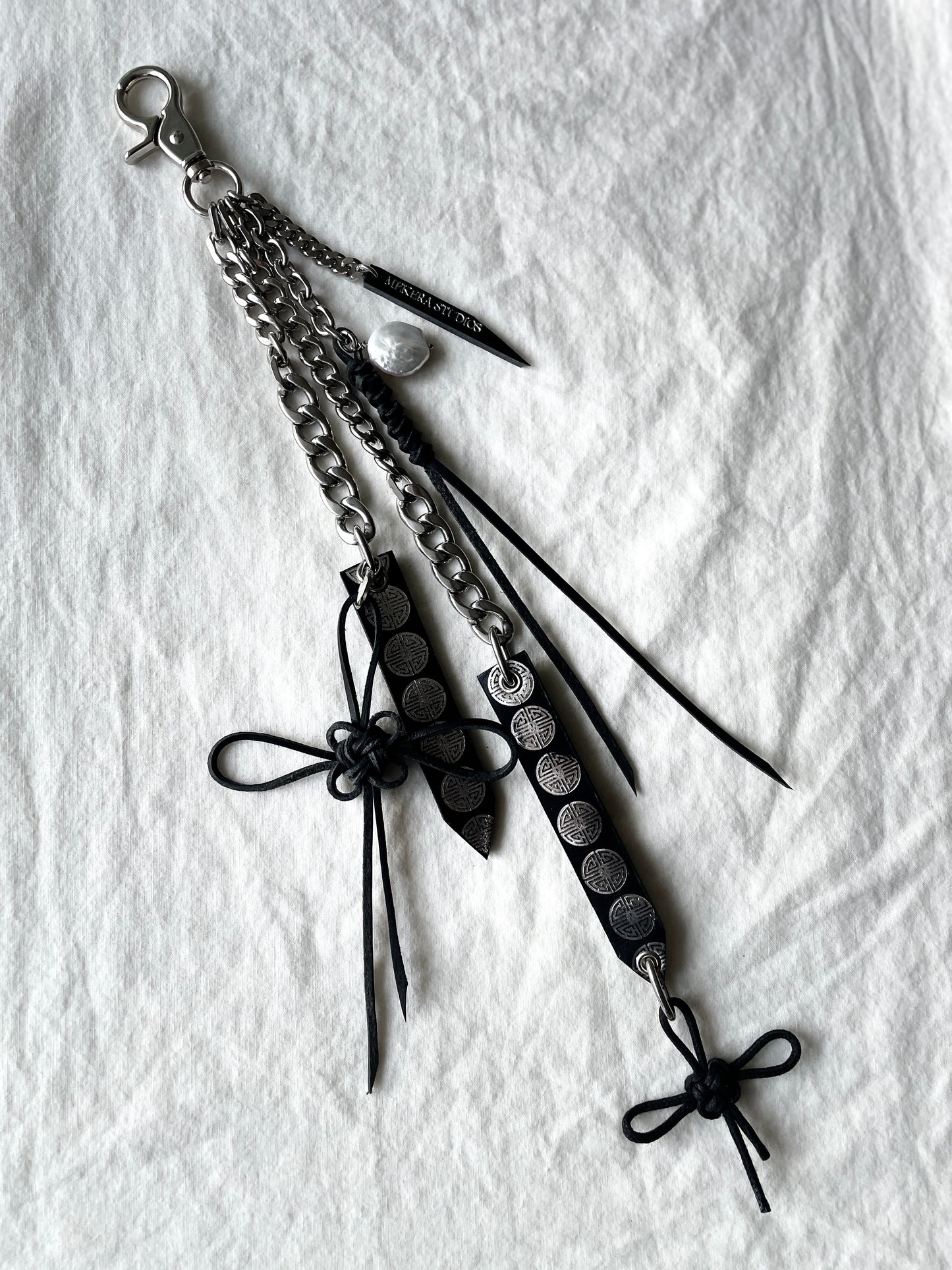 Korean Punk Keychain Daenggi-1, Handcrafted Norigae knot Pants chain, limited edition by artisans ー MEKERA STUDIOS