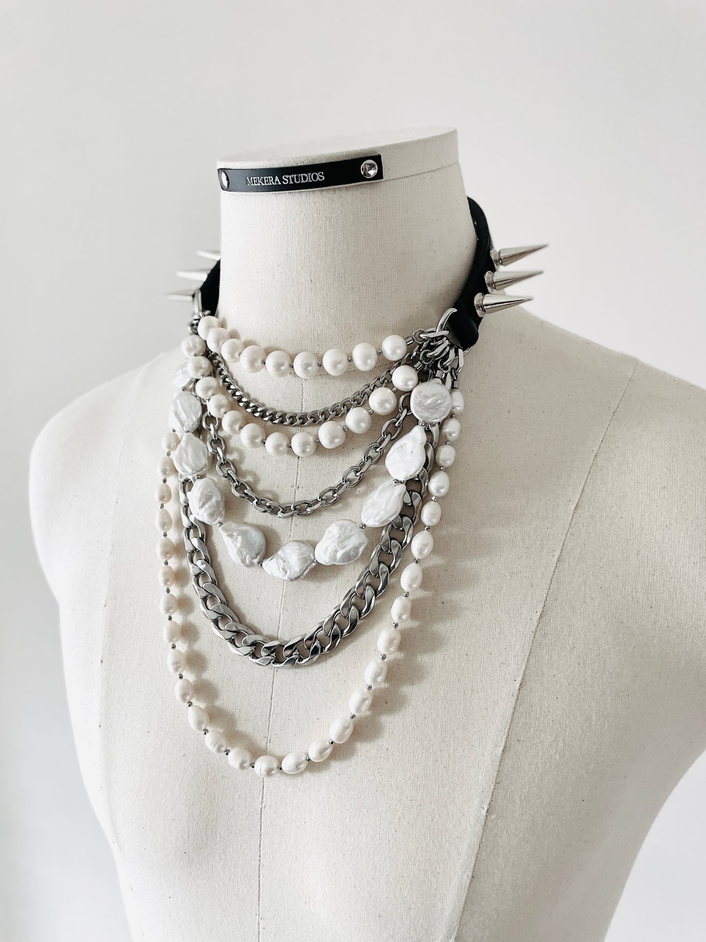 MXP1-Pearl&Spike Limited Edition Handcrafted Leather Choker - MEKERA STUDIOS