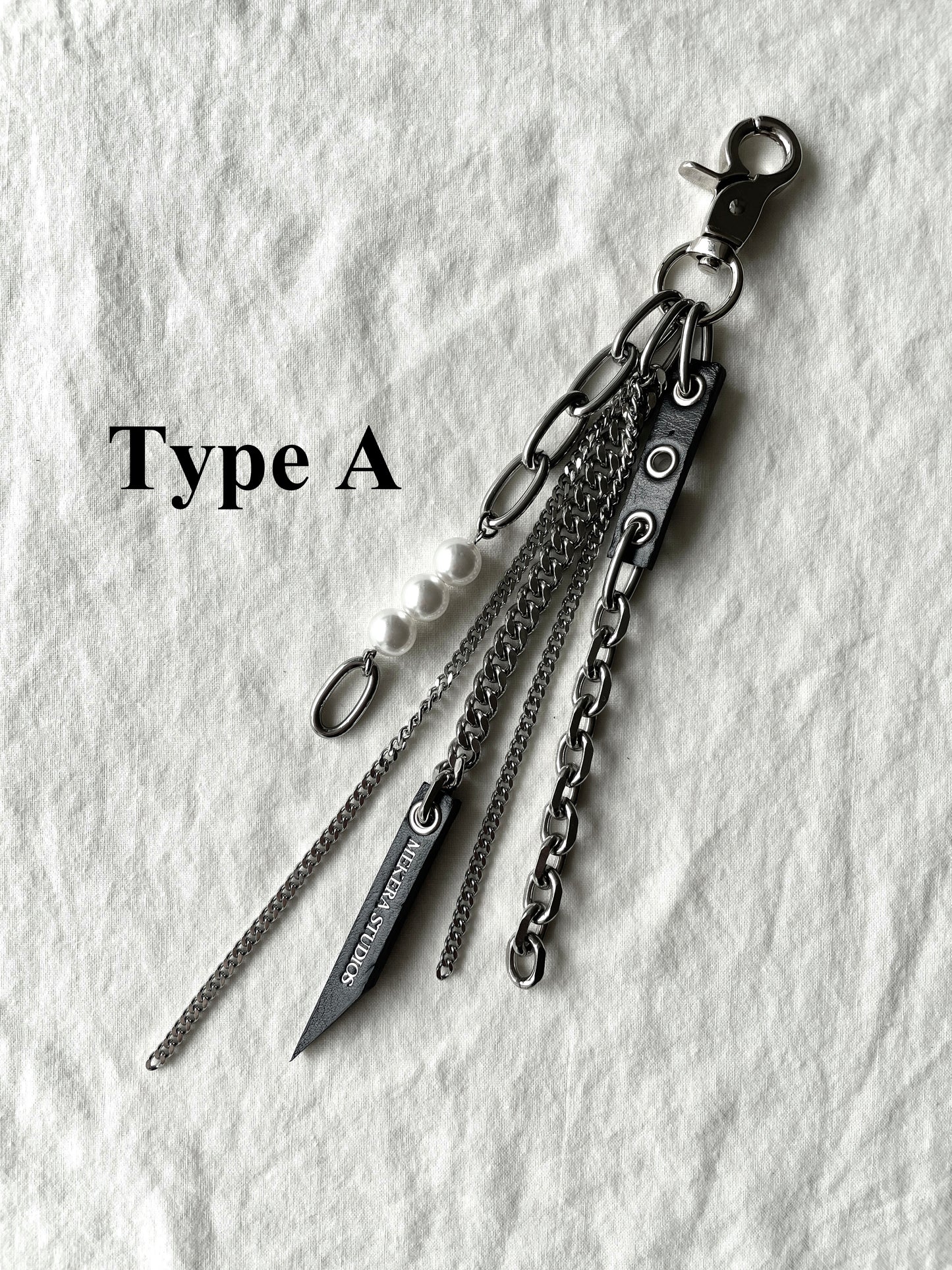 Handcrafted Keychain C-2 limited edition by artisans ー MEKERA STUDIOS