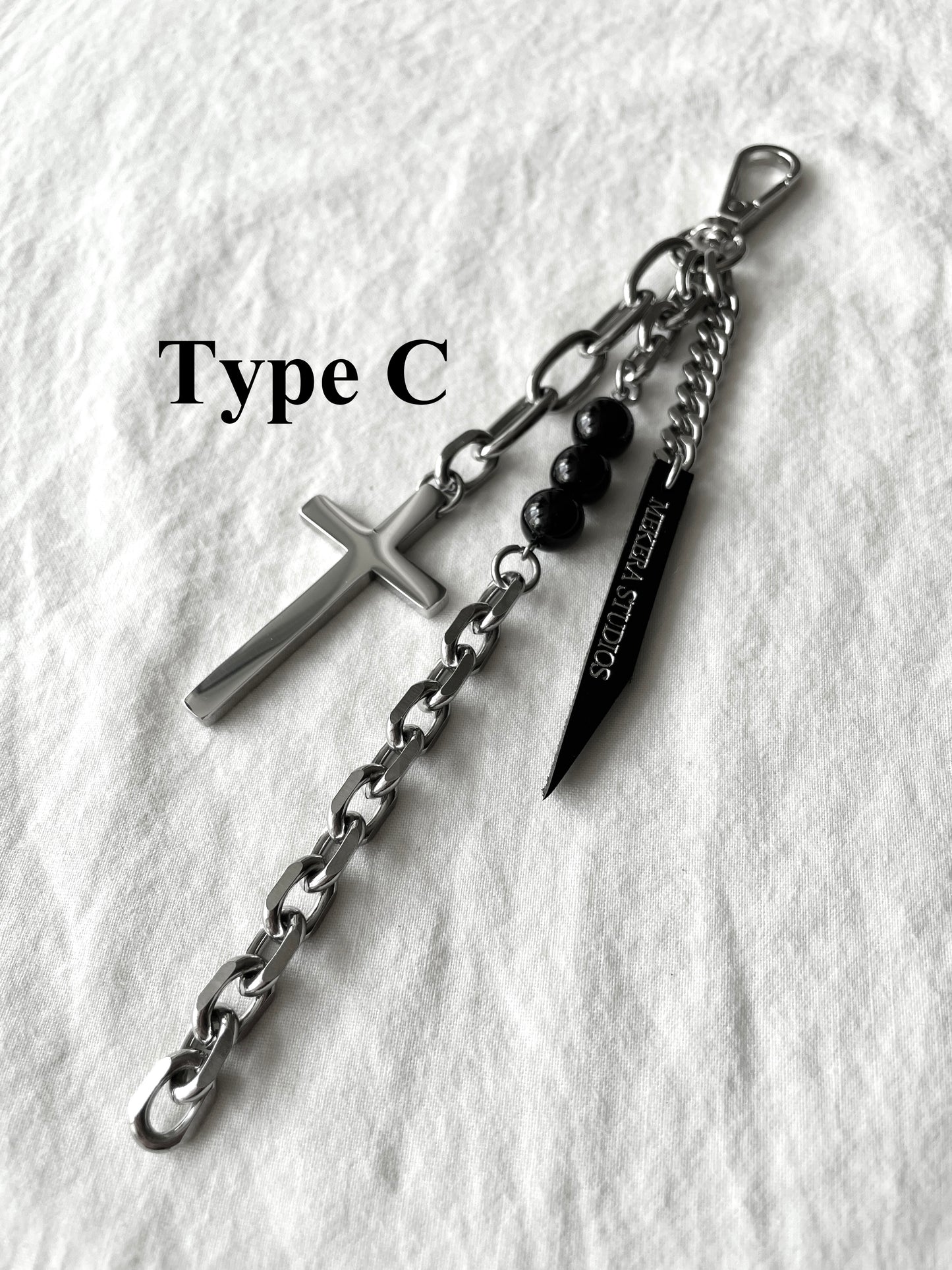 Handcrafted Keychain C-3 limited edition by artisans ー MEKERA STUDIOS