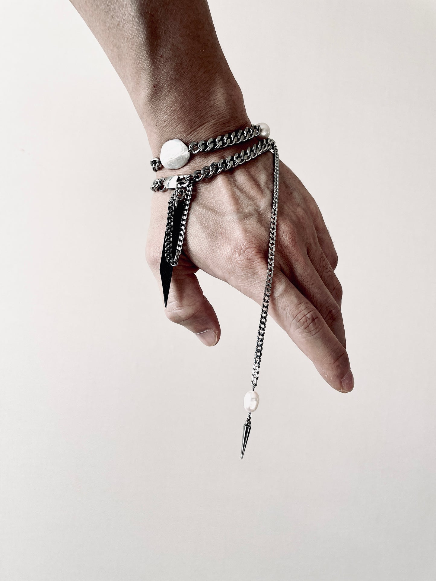 Artistic necklace F-6 Pearl Choker Collection-[F] limited edition by artisans ー MEKERA STUDIOS