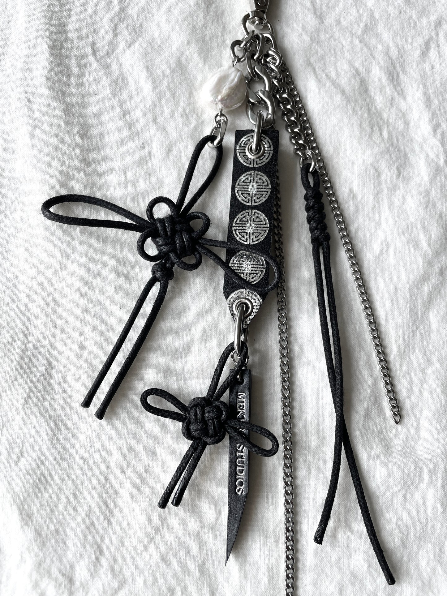 Korean Punk Keychain Daenggi-3, Handcrafted Norigae knot Pants chain, limited edition by artisans