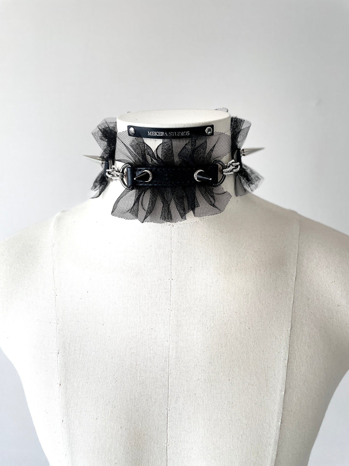 Lace leather spike choker NX1 - No Romantic Collection - MEKERA STUDIOS