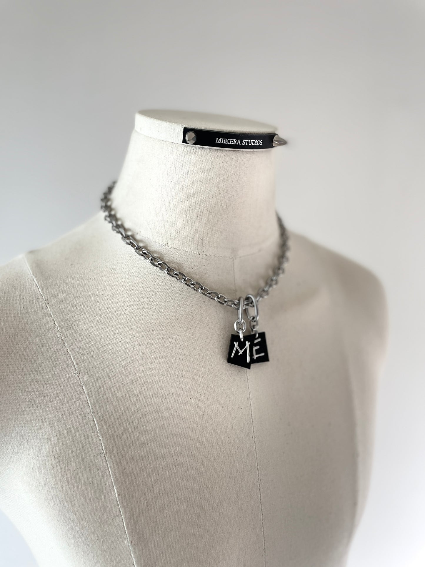 Initial S-3 수•繡•SU collection - Embroider Handcrafted Personal Name Pendants - MEKERA STUDIOS