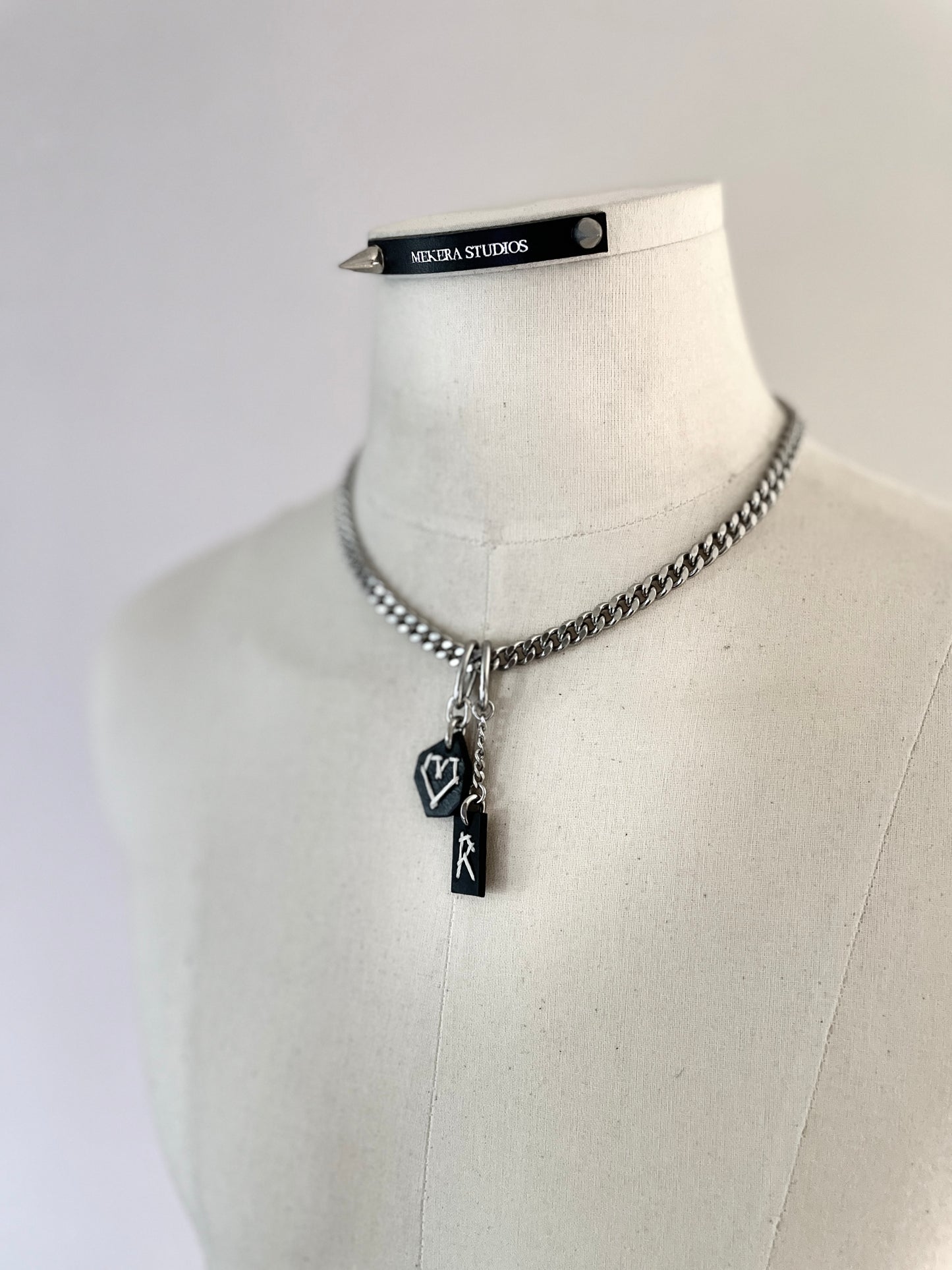 Initial S-4 수•繡•SU collection - Embroider Handcrafted Personal Name Pendants - MEKERA STUDIOS