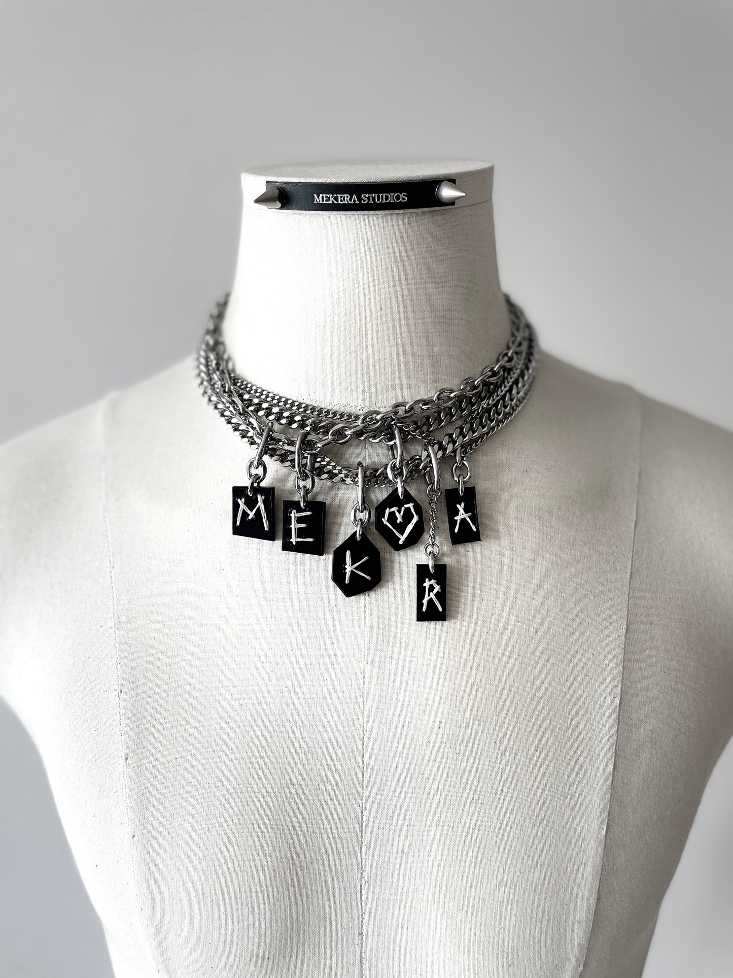 Initial S-4 수•繡•SU collection - Embroider Handcrafted Personal Name Pendants - MEKERA STUDIOS