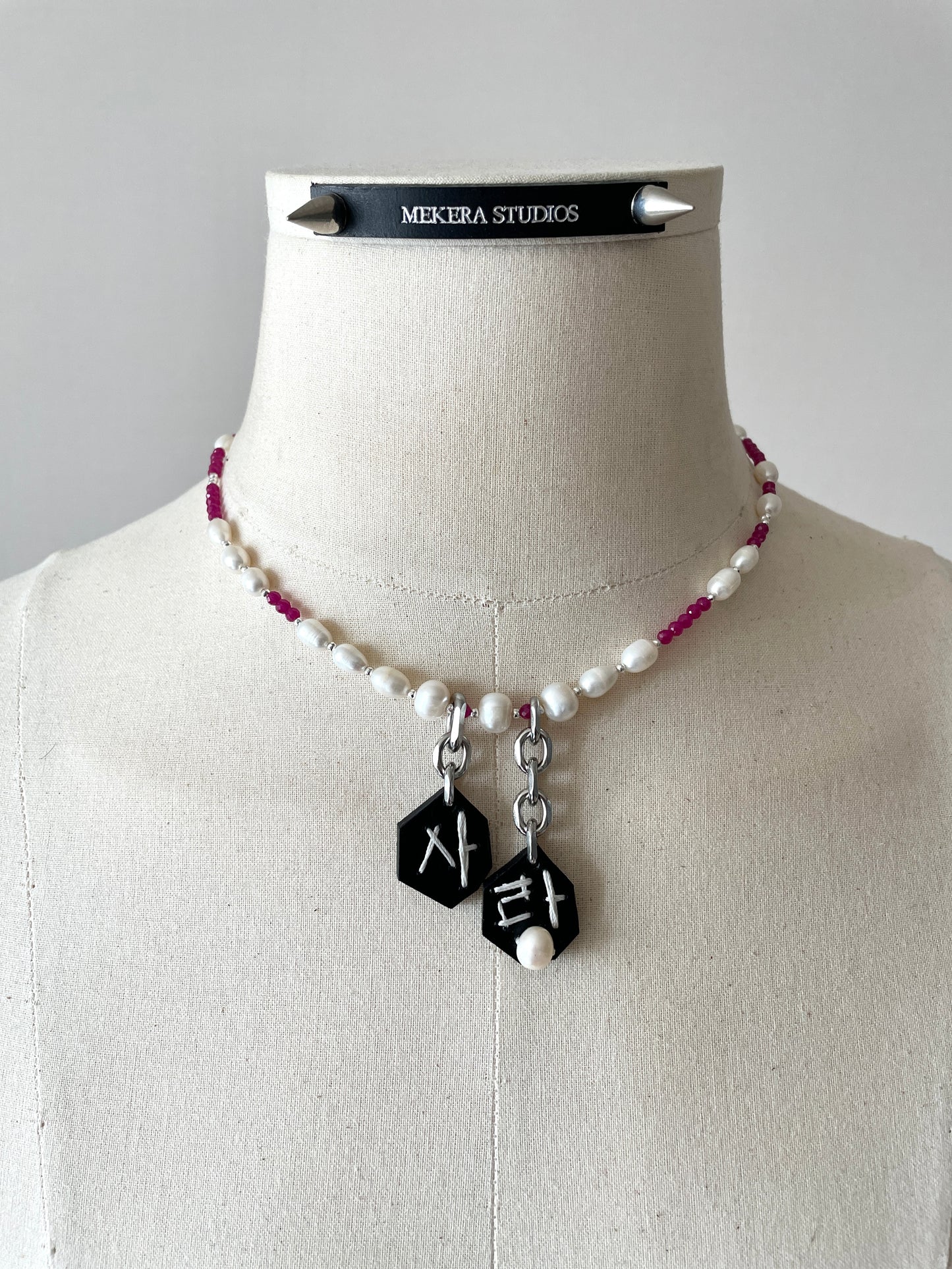 Korean Love S-7 수•繡•SU collection - Embroider Handcrafted Personal Name Pendants - MEKERA STUDIOS