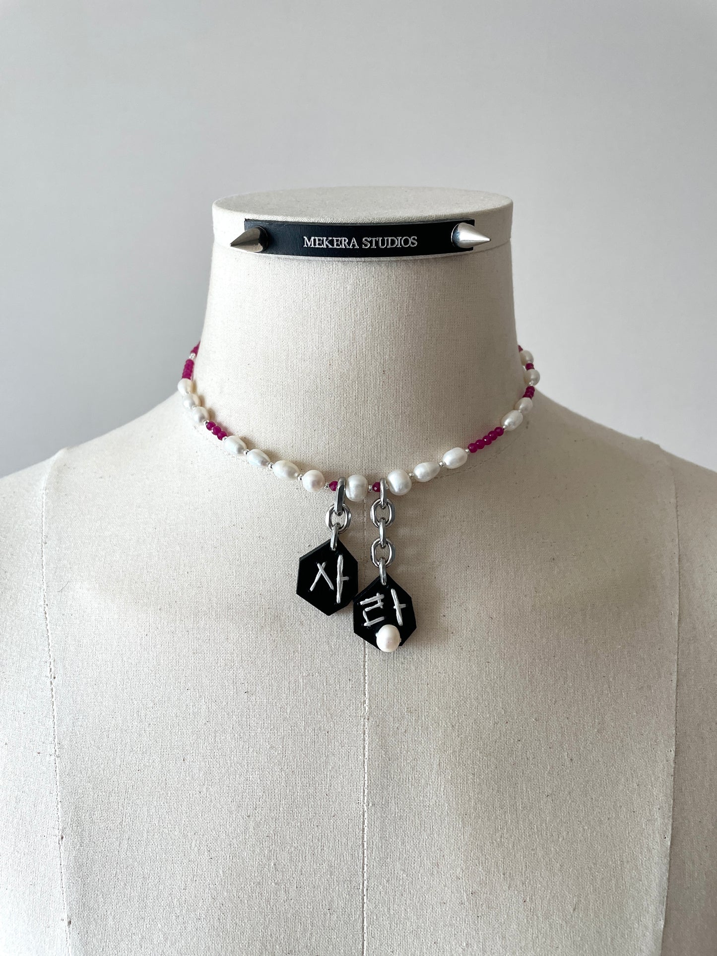 Korean Love S-7 수•繡•SU collection - Embroider Handcrafted Personal Name Pendants - MEKERA STUDIOS