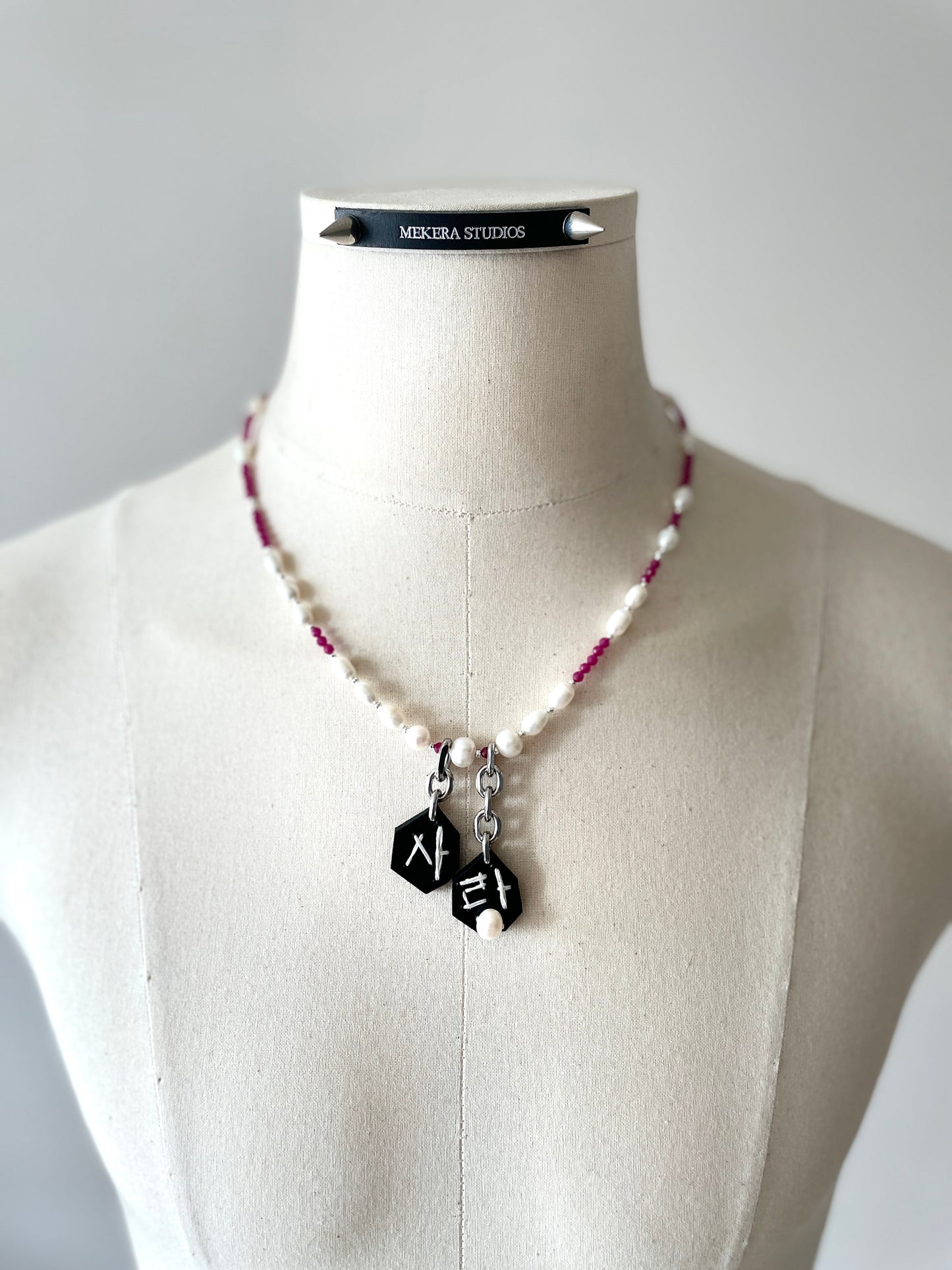 Korean Love S-7 수•繡•SU collection - Embroider Handcrafted Personal Name Pendants - MEKERA STUDIOS