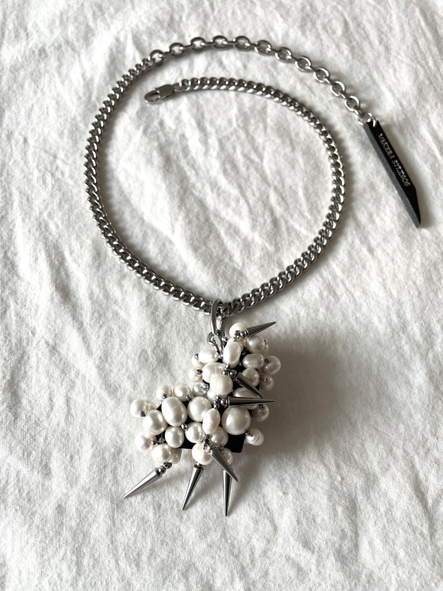 Hidden Heart-1 수•繡•SU collection-Embroider Pearls Handcrafted - MEKERA STUDIOS