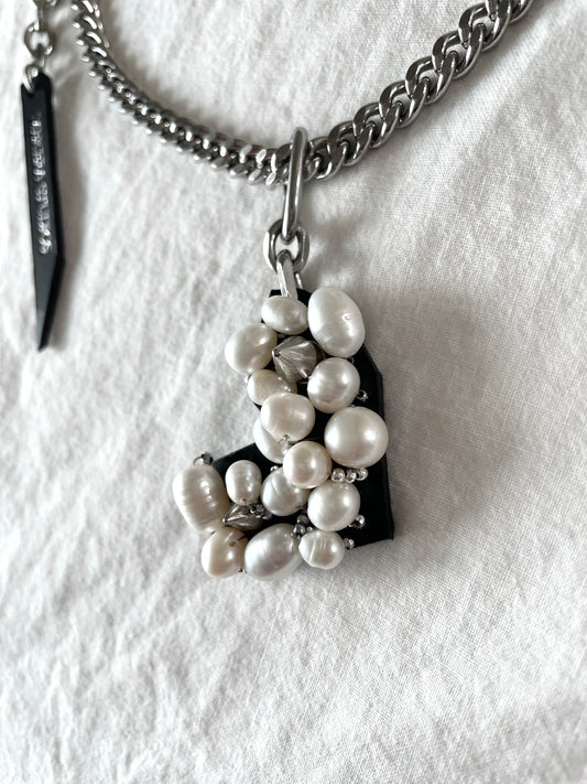 Hidden Heart-2 수•繡•SU collection-Embroider Pearls Handcrafted - MEKERA STUDIOS