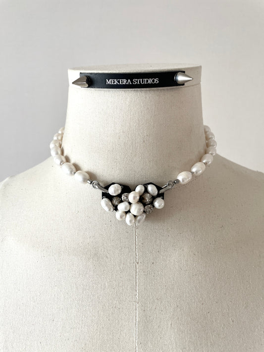 Hidden Heart-3 수•繡•SU collection-Embroider Pearls Handcrafted - MEKERA STUDIOS
