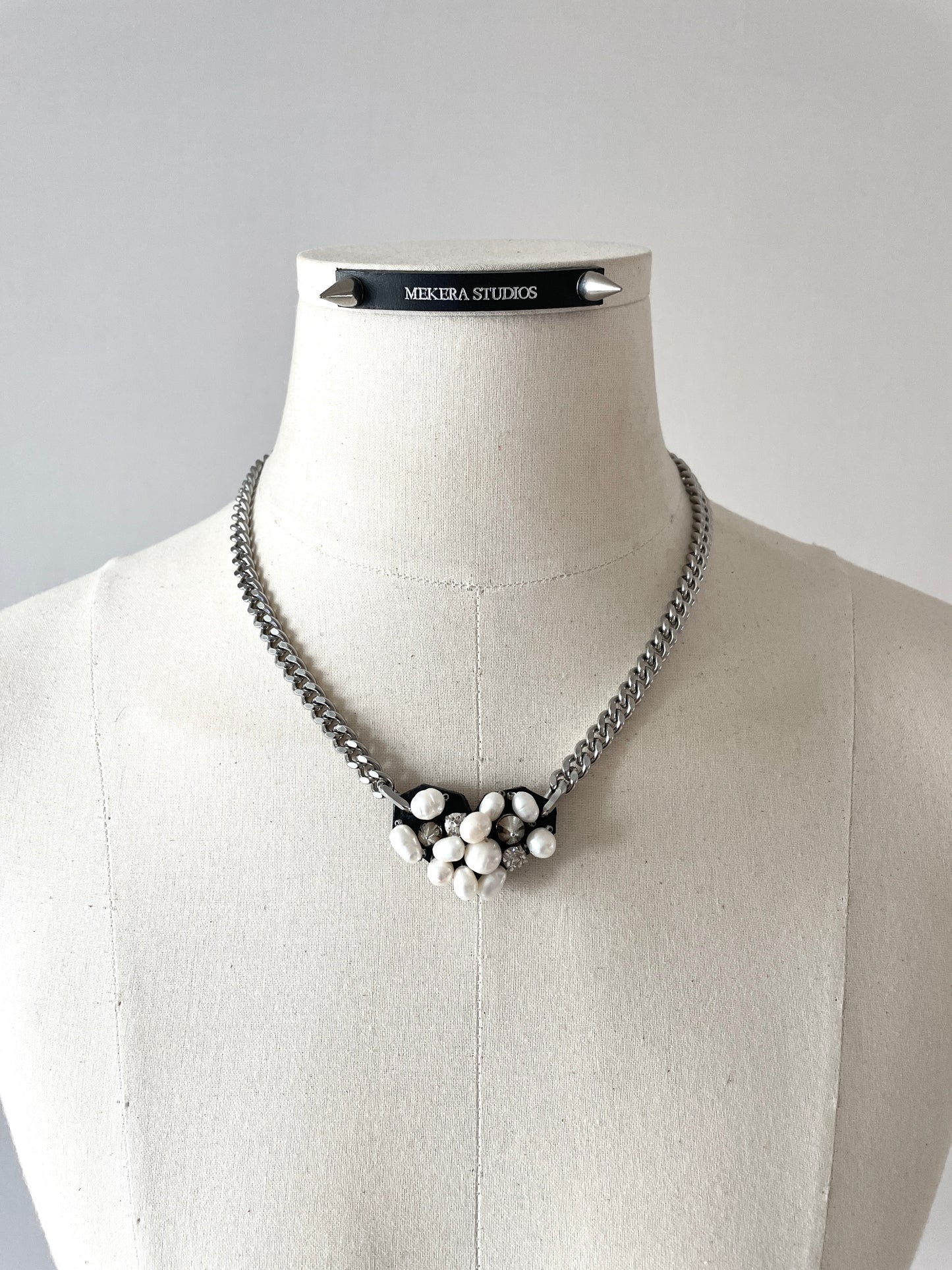 Hidden Heart-4 수•繡•SU collection-Embroider Pearls Handcrafted - MEKERA STUDIOS