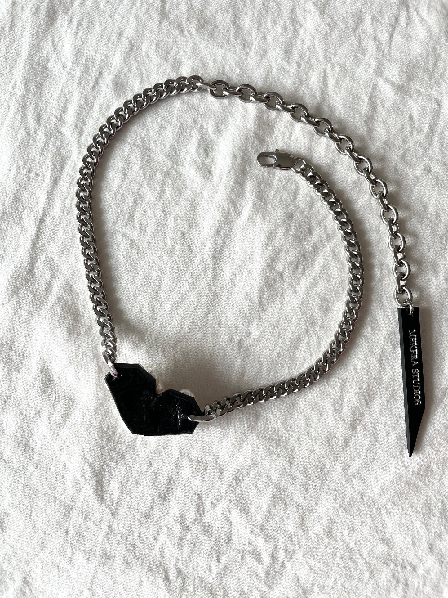 Hidden Heart-4 수•繡•SU collection-Embroider Pearls Handcrafted - MEKERA STUDIOS
