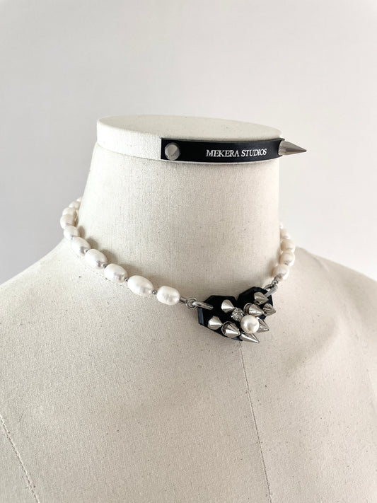 Hidden Heart-5 수•繡•SU collection-Embroider Pearls Handcrafted - MEKERA STUDIOS