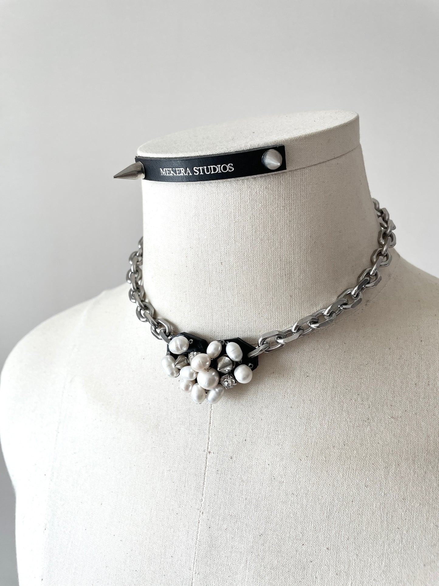 Hidden Heart-4-1 수•繡•SU collection-Embroider Pearls Handcrafted - MEKERA STUDIOS