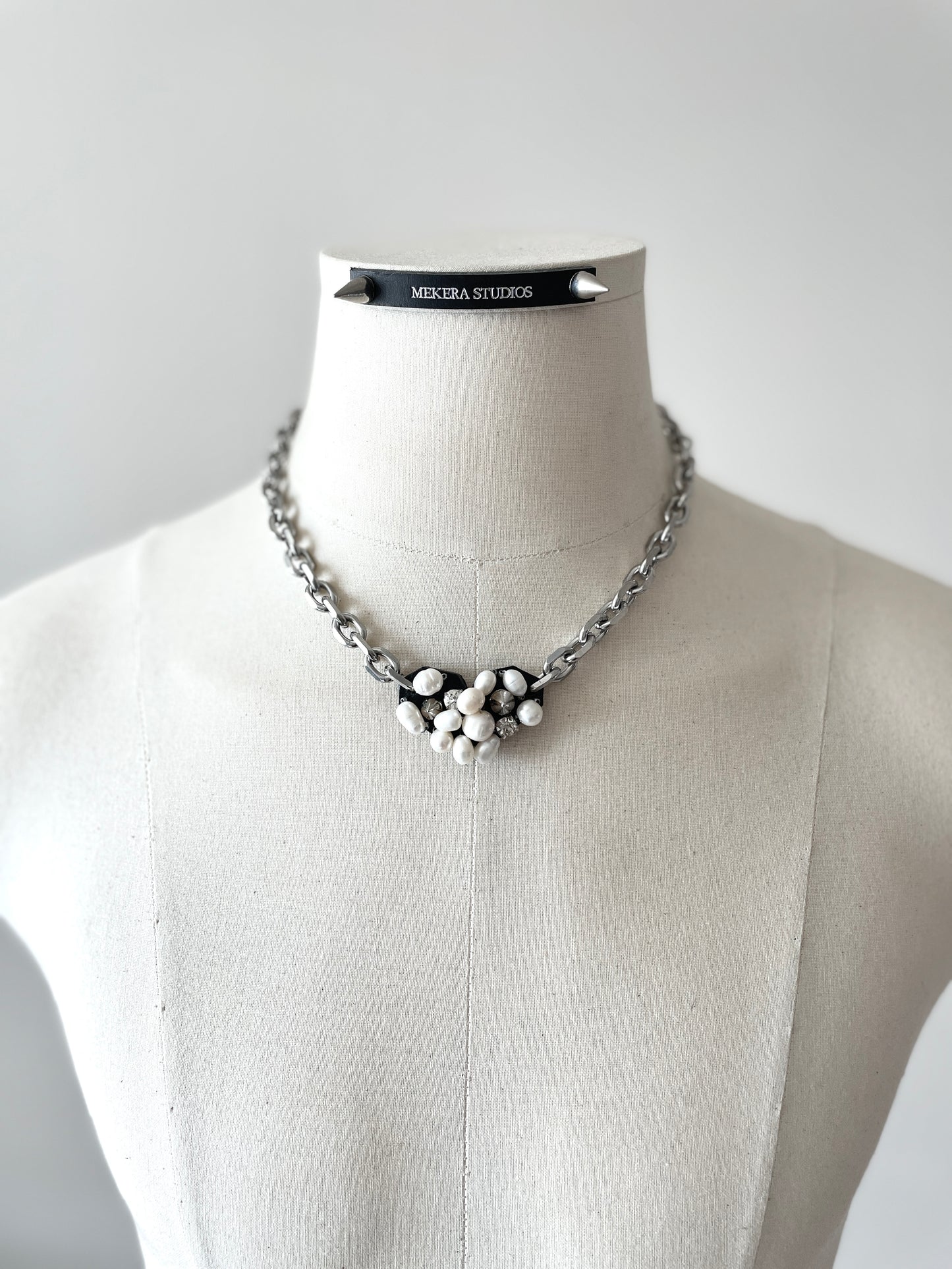 Hidden Heart-4-1 수•繡•SU collection-Embroider Pearls Handcrafted - MEKERA STUDIOS