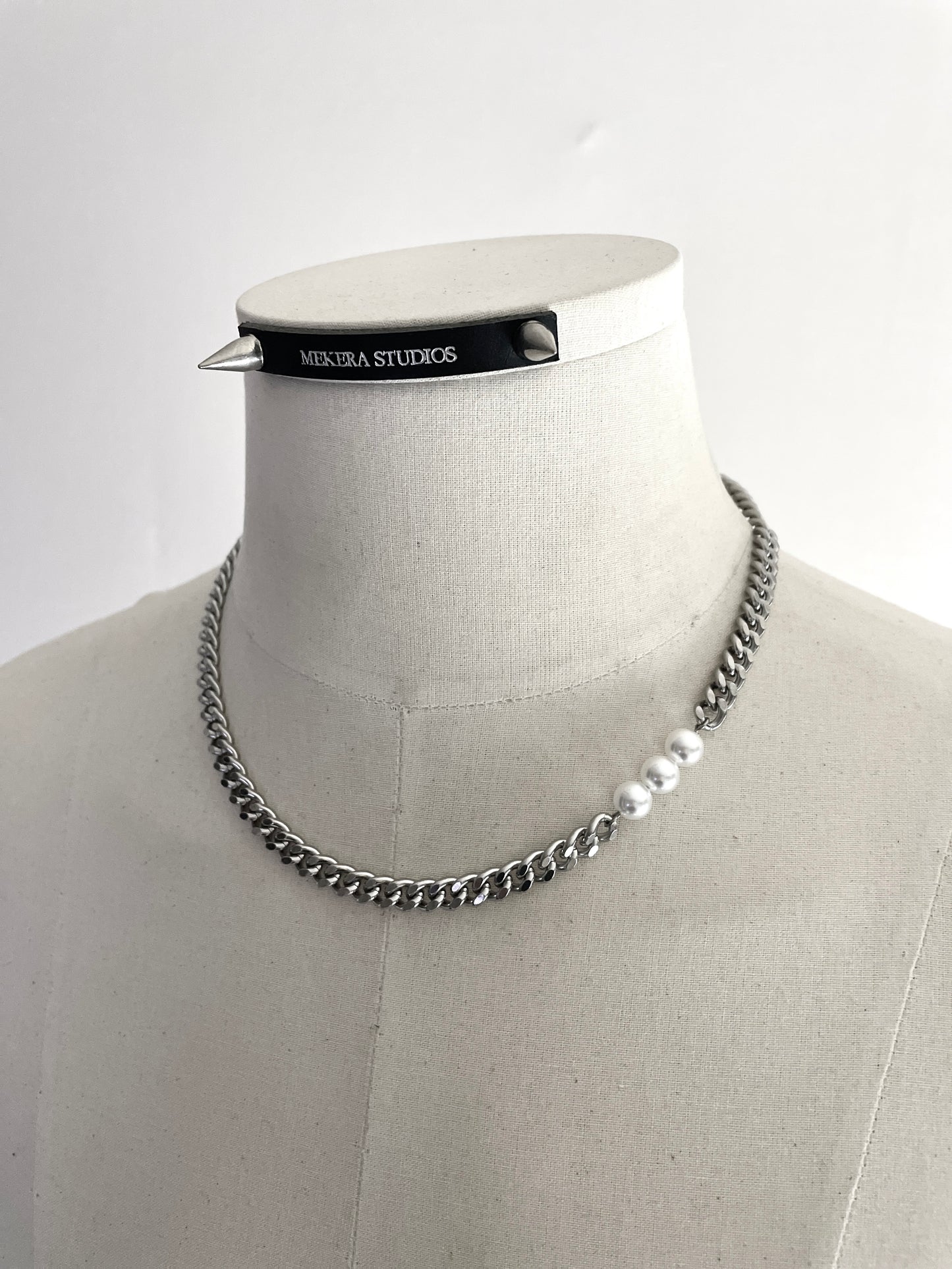 RTB-N7-White Pearl Cuban Chain Mix Necklace Stainless steel - MEKERA STUDIOS
