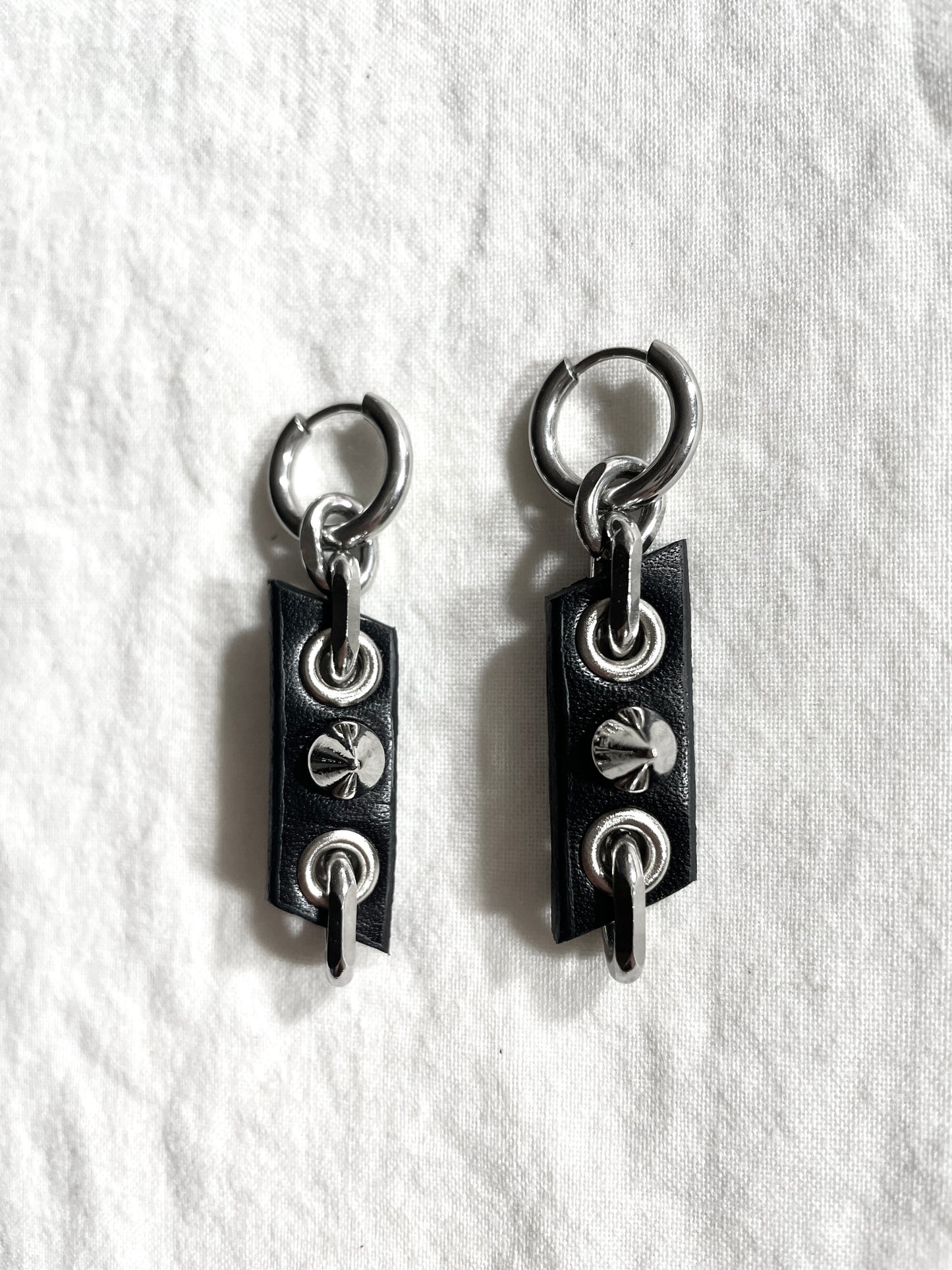 Handcrafted Leather Spike Earrings M-9 limited edition by artisans ー MEKERA STUDIOS