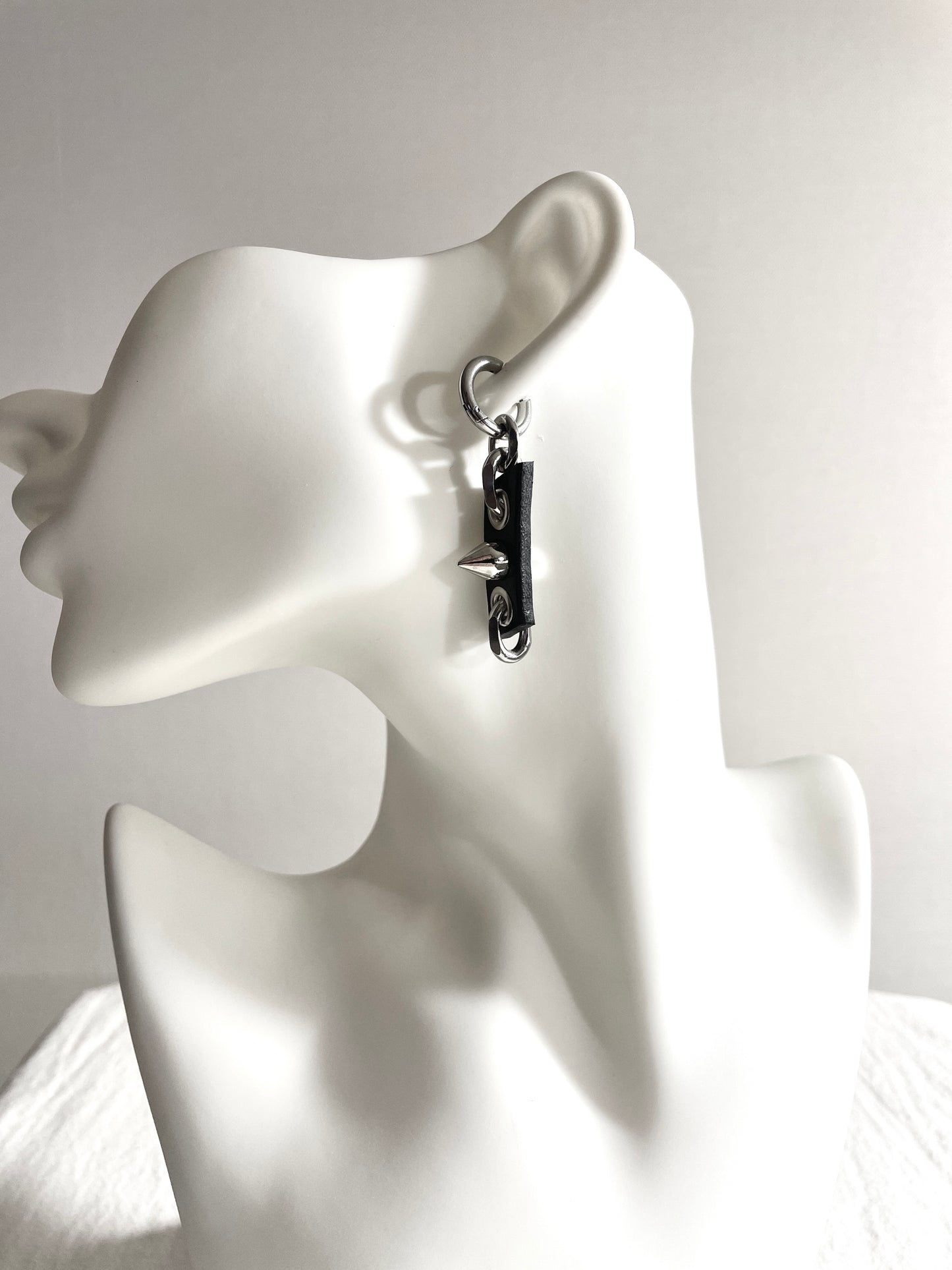 Handcrafted Leather Spike Earrings M-9 limited edition by artisans ー MEKERA STUDIOS