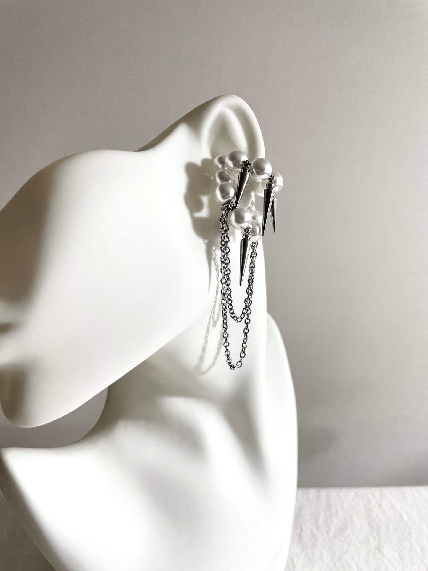 Pearl Spike Ear Cuff F-22 Collection-[F] limited edition by artisans ー MEKERA STUDIOS