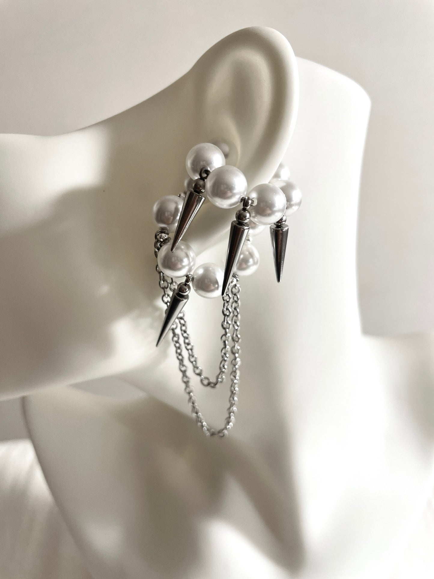 Pearl Spike Ear Cuff F-22 Collection-[F] limited edition by artisans ー MEKERA STUDIOS