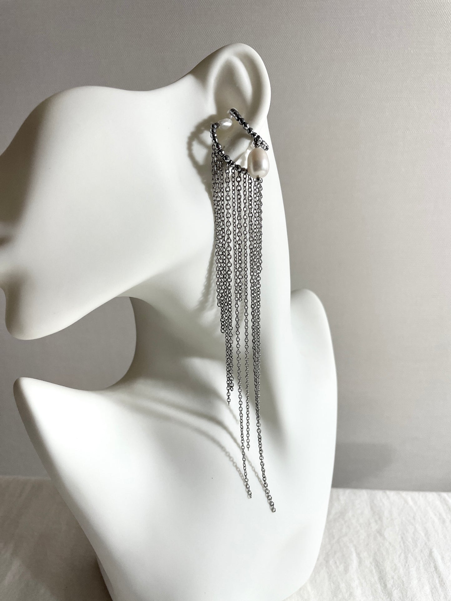 Pearl Chain Ear Cuff F-23 Collection-[F] limited edition by artisans ー MEKERA STUDIOS