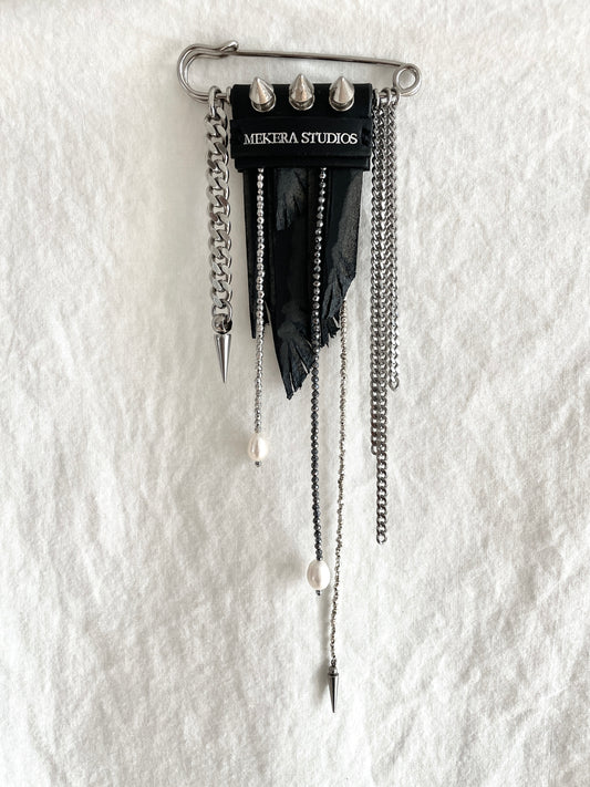 Artistic Brooch B-5 Wings Spike limited edition by artisans ー MEKERA STUDIOS