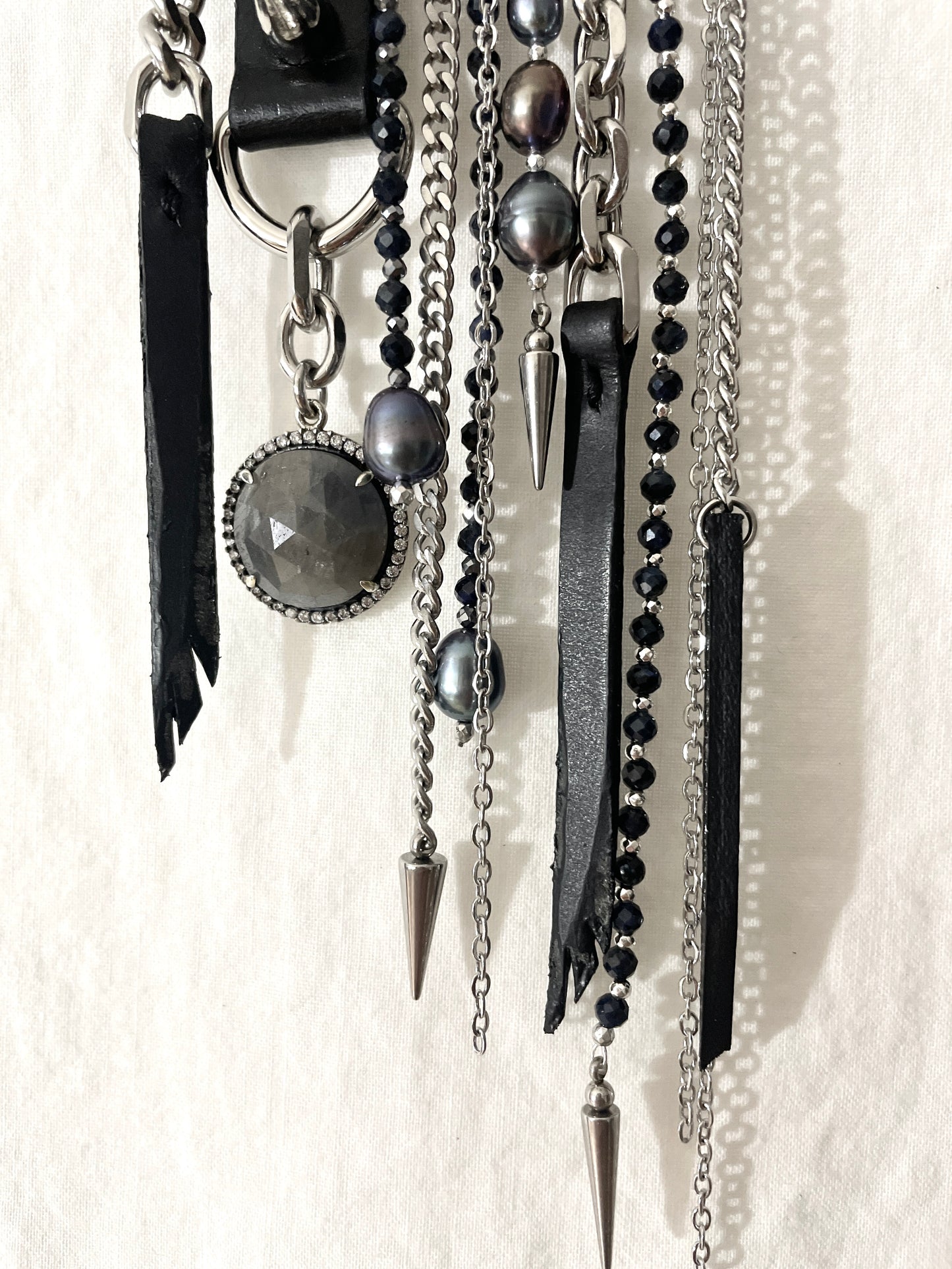 Artistic Brooch B-6 Wings Black Pearl Spike limited edition by artisans ー MEKERA STUDIOS