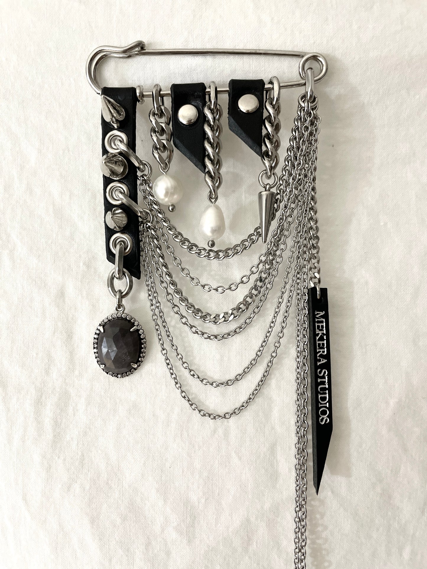 Artistic Brooch B-7 Collection-[F] limited edition by artisans ー MEKERA STUDIOS