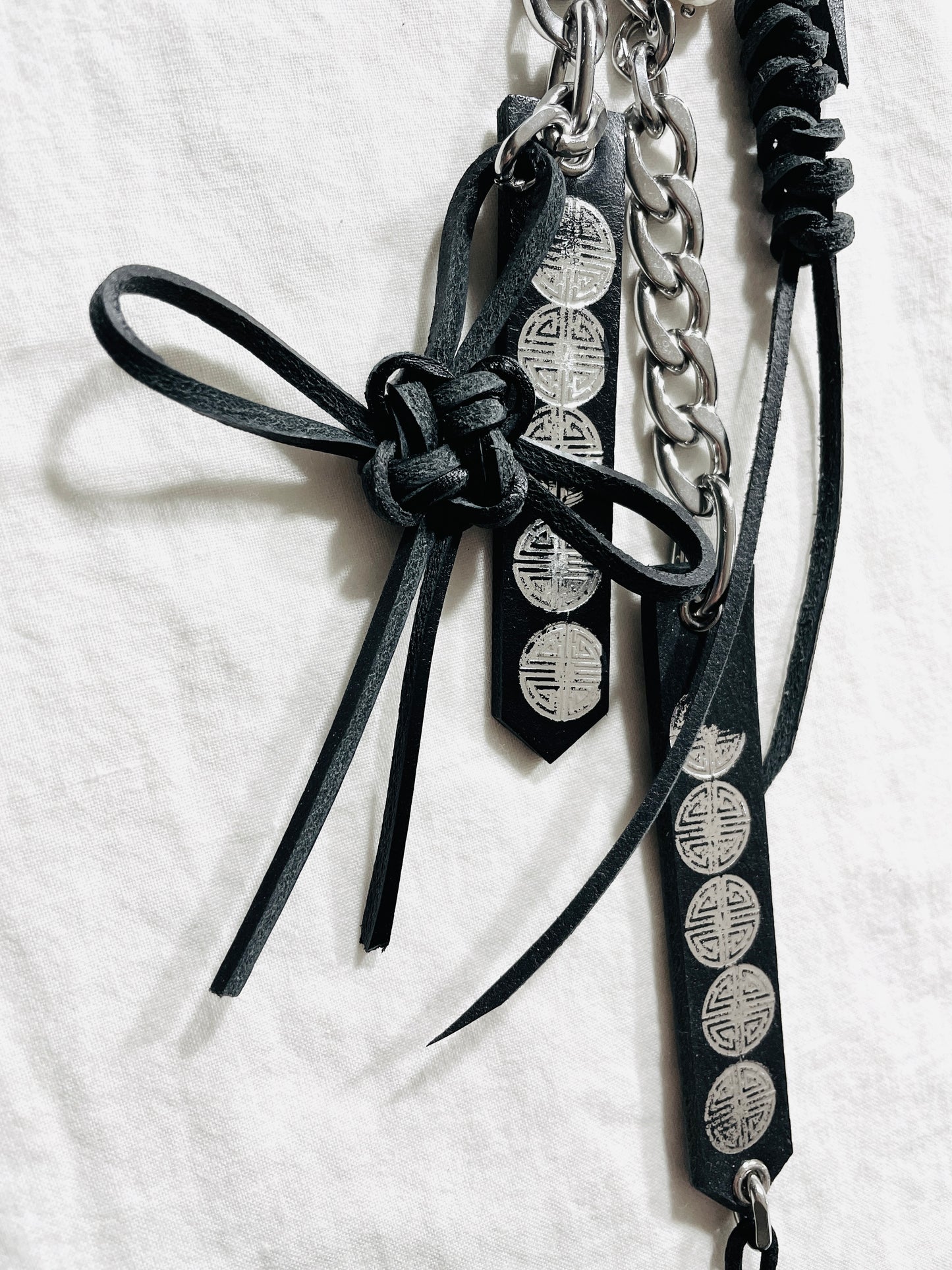 Korean Punk Keychain Daenggi-1, Handcrafted Norigae knot Pants chain, limited edition by artisans ー MEKERA STUDIOS