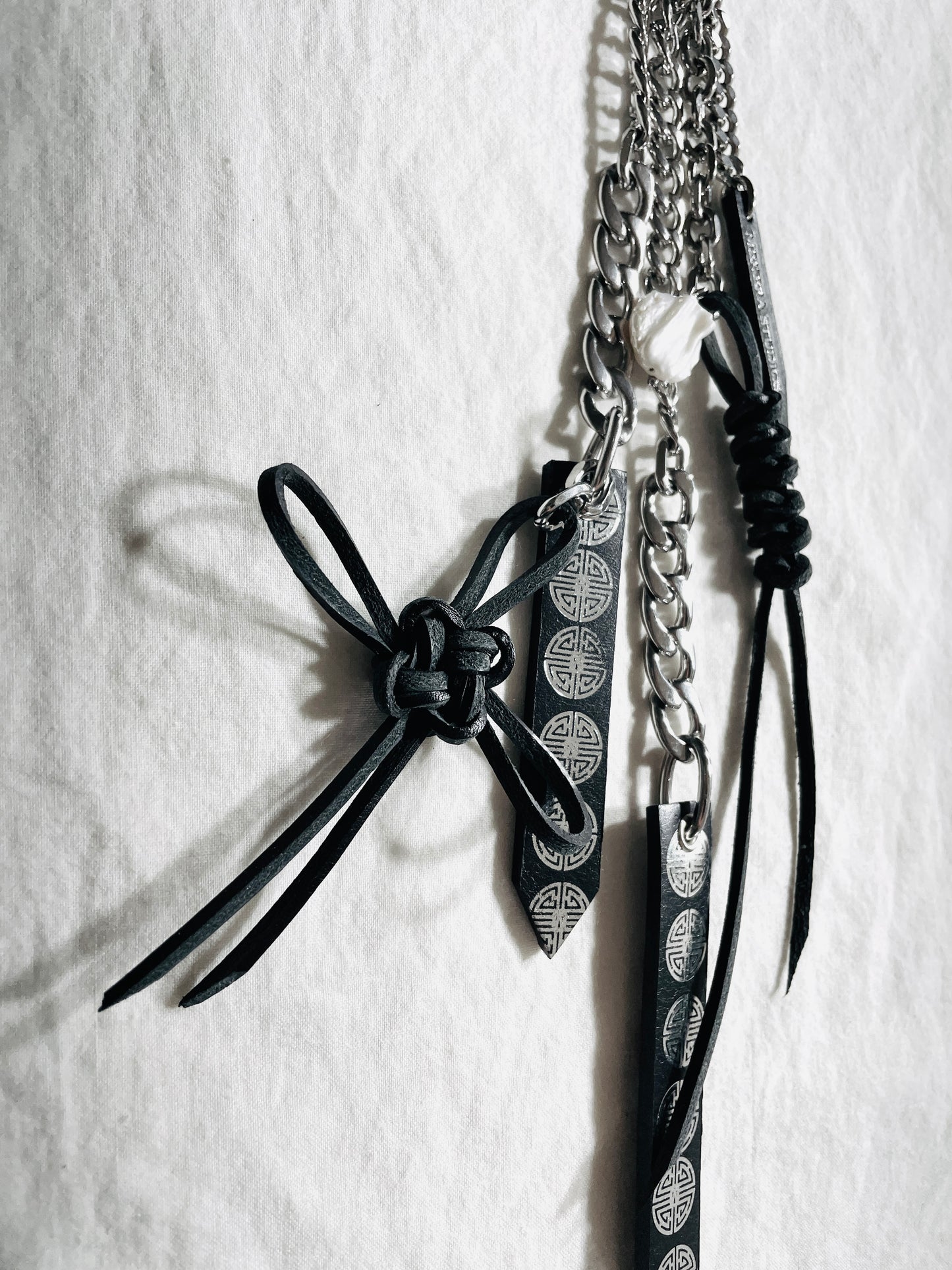 Korean Punk Keychain Daenggi-1, Handcrafted Norigae knot Pants chain, limited edition by artisans ー MEKERA STUDIOS