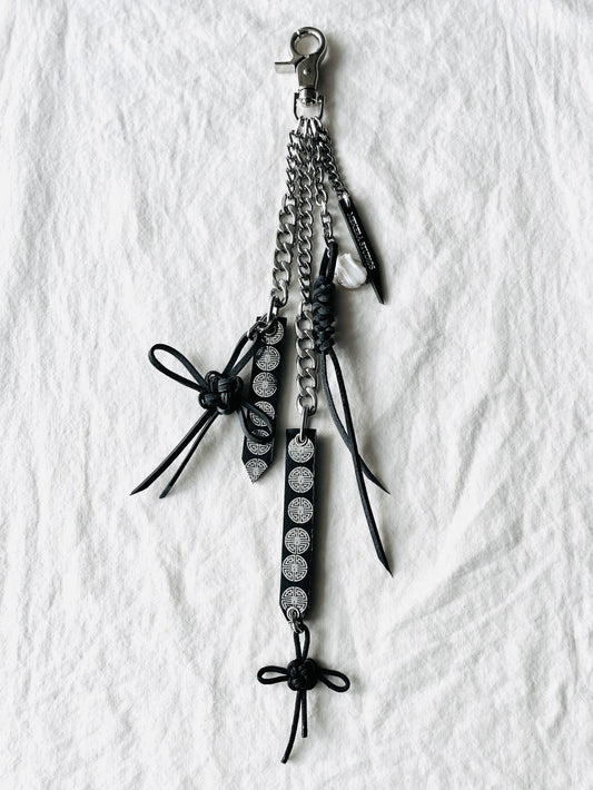 Korean Punk Keychain Daenggi-1, Handcrafted Norigae knot Pants chain, limited edition by artisans ー MEKERA STUDIOS