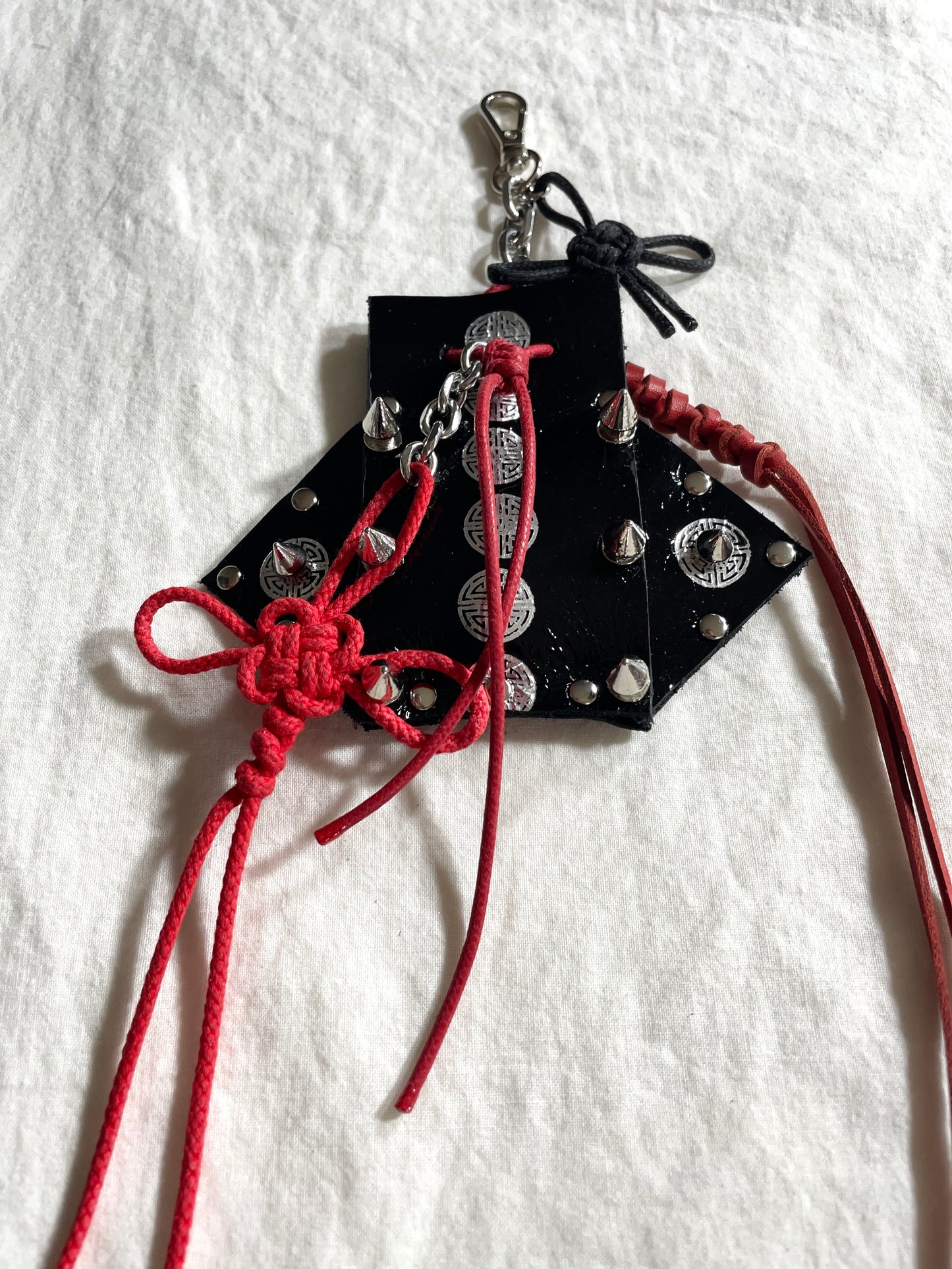 Korean Punk Keychain Jumoeni-1, Handcrafted Norigae knot Pants chain, limited edition by artisans ー MEKERA STUDIOS