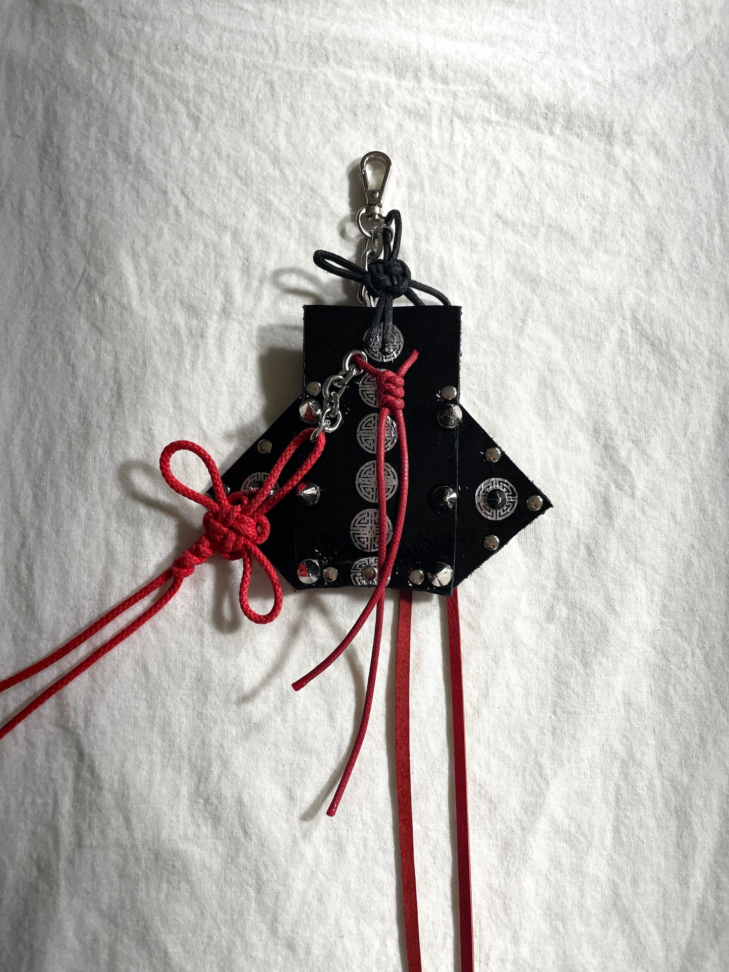 Korean Punk Keychain Jumoeni-1, Handcrafted Norigae knot Pants chain, limited edition by artisans ー MEKERA STUDIOS